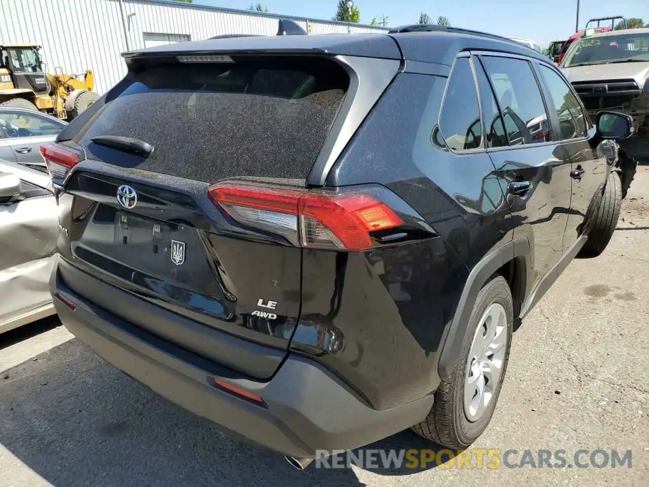 4 Photograph of a damaged car JTMG1RFV8KD030118 TOYOTA RAV4 2019