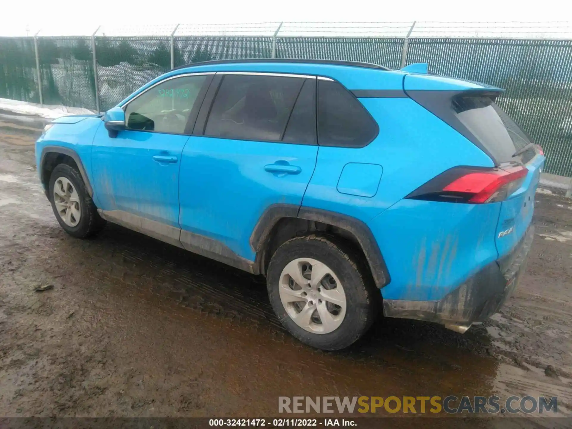 3 Фотография поврежденного автомобиля JTMG1RFV8KD042933 TOYOTA RAV4 2019