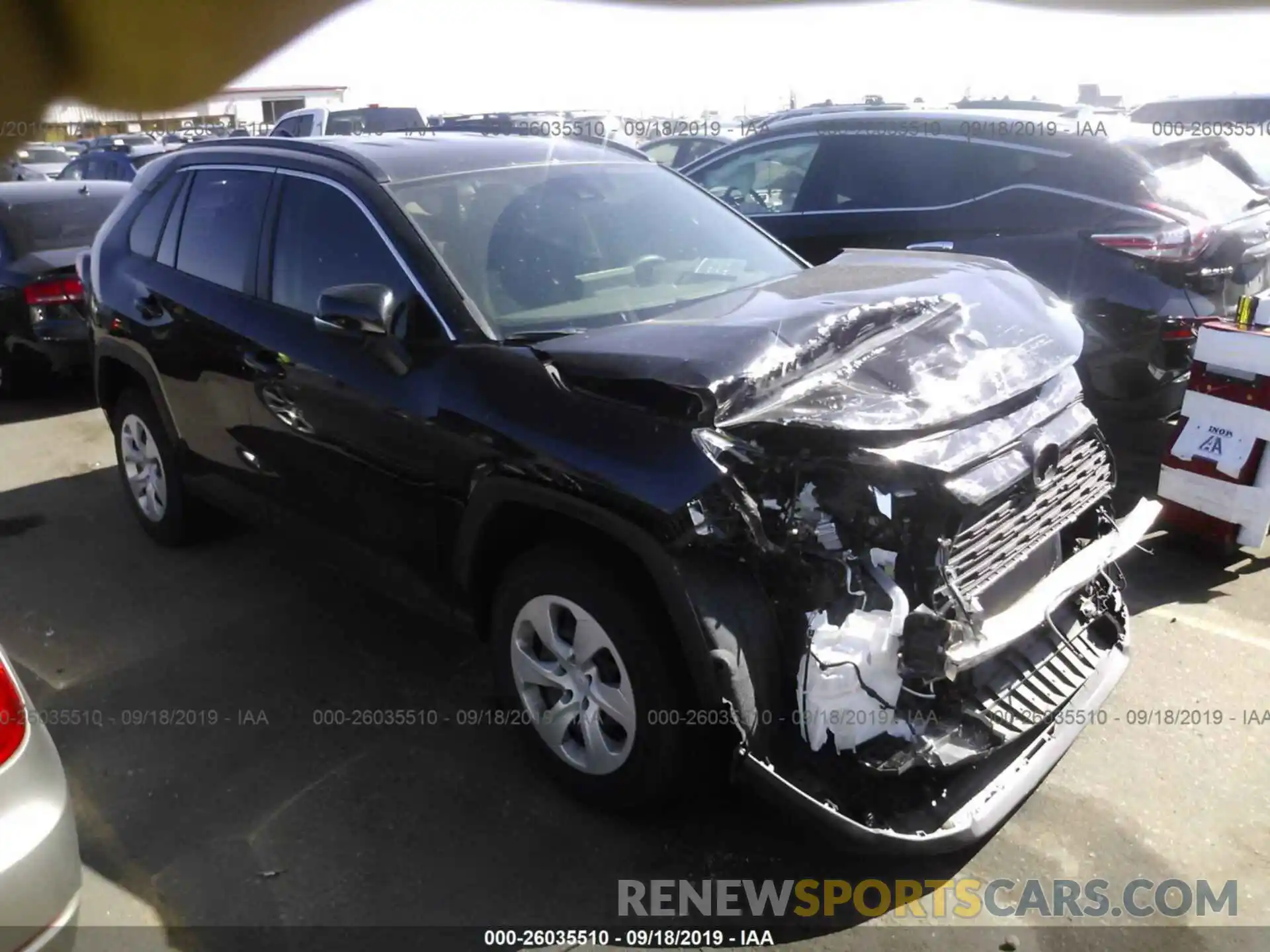 1 Photograph of a damaged car JTMG1RFV8KJ001221 TOYOTA RAV4 2019