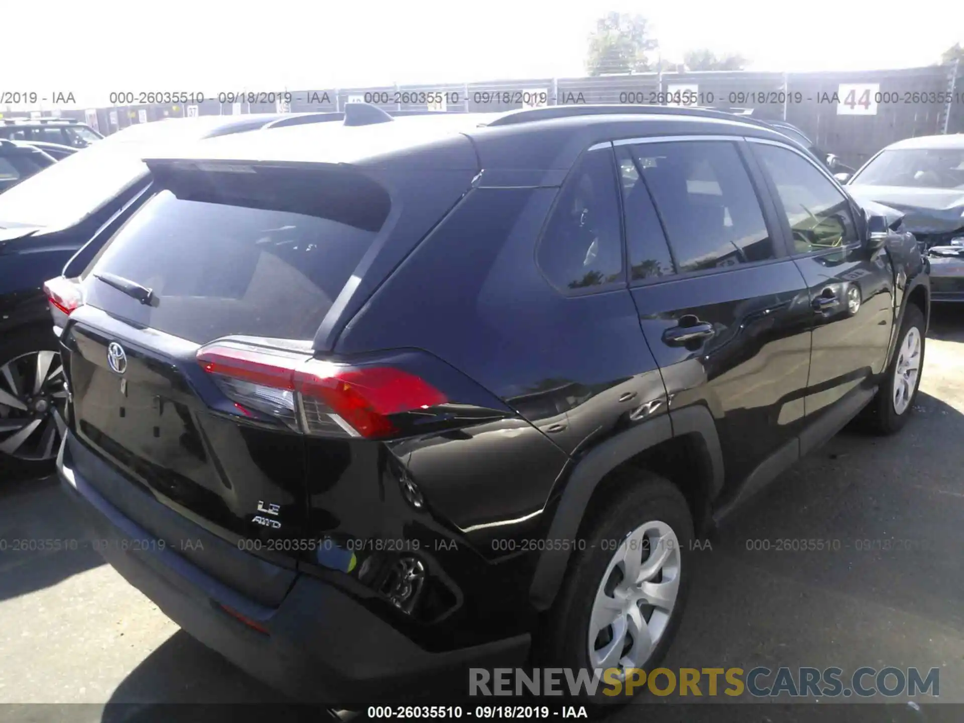 4 Photograph of a damaged car JTMG1RFV8KJ001221 TOYOTA RAV4 2019