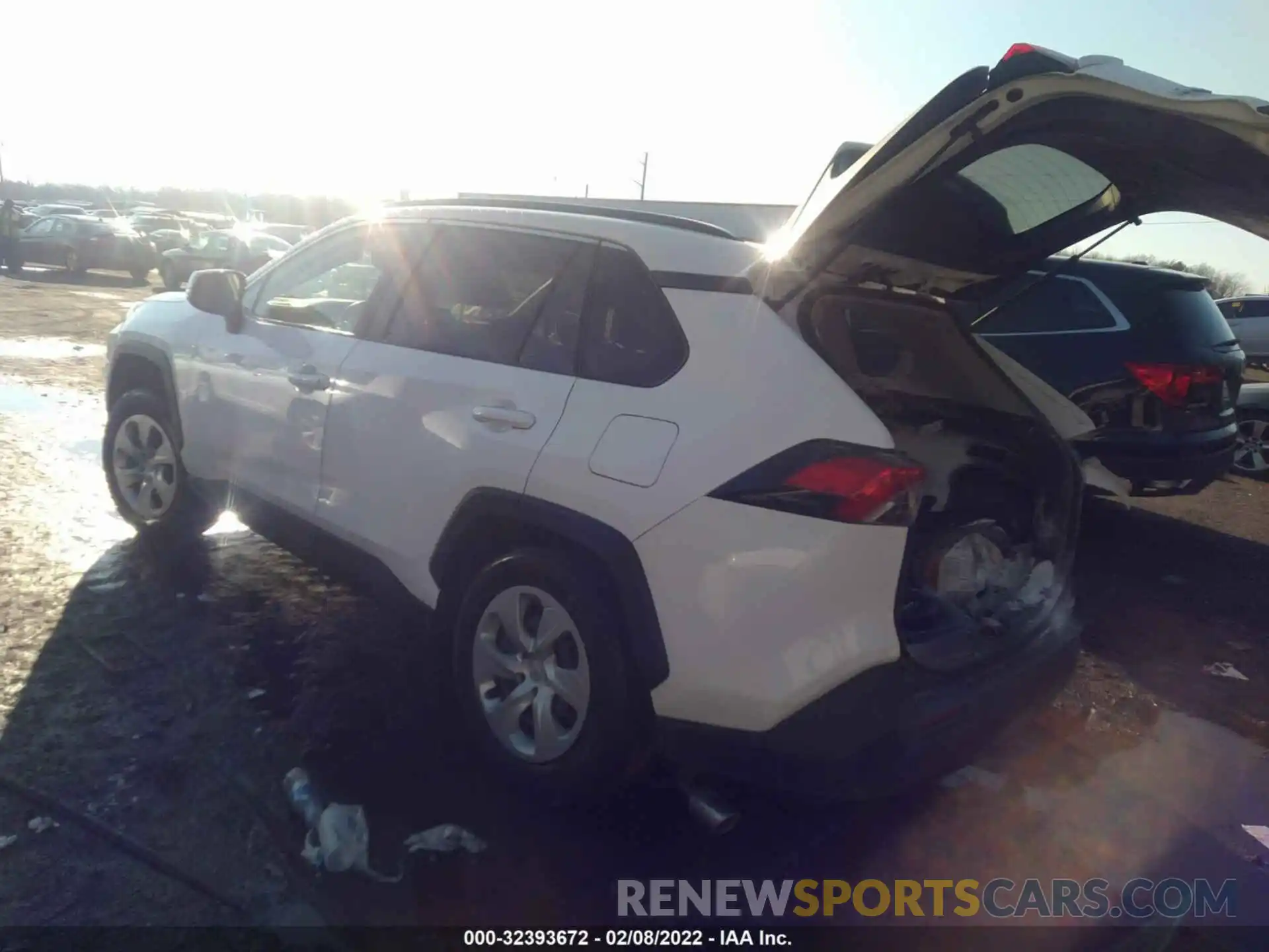 3 Photograph of a damaged car JTMG1RFV8KJ009075 TOYOTA RAV4 2019