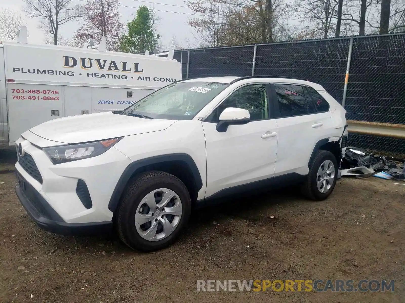 2 Photograph of a damaged car JTMG1RFV8KJ012722 TOYOTA RAV4 2019