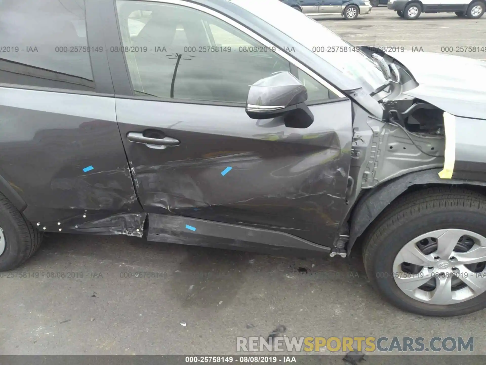 6 Фотография поврежденного автомобиля JTMG1RFV8KJ016558 TOYOTA RAV4 2019