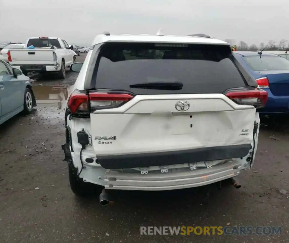 9 Photograph of a damaged car JTMG1RFV8KJ017340 TOYOTA RAV4 2019