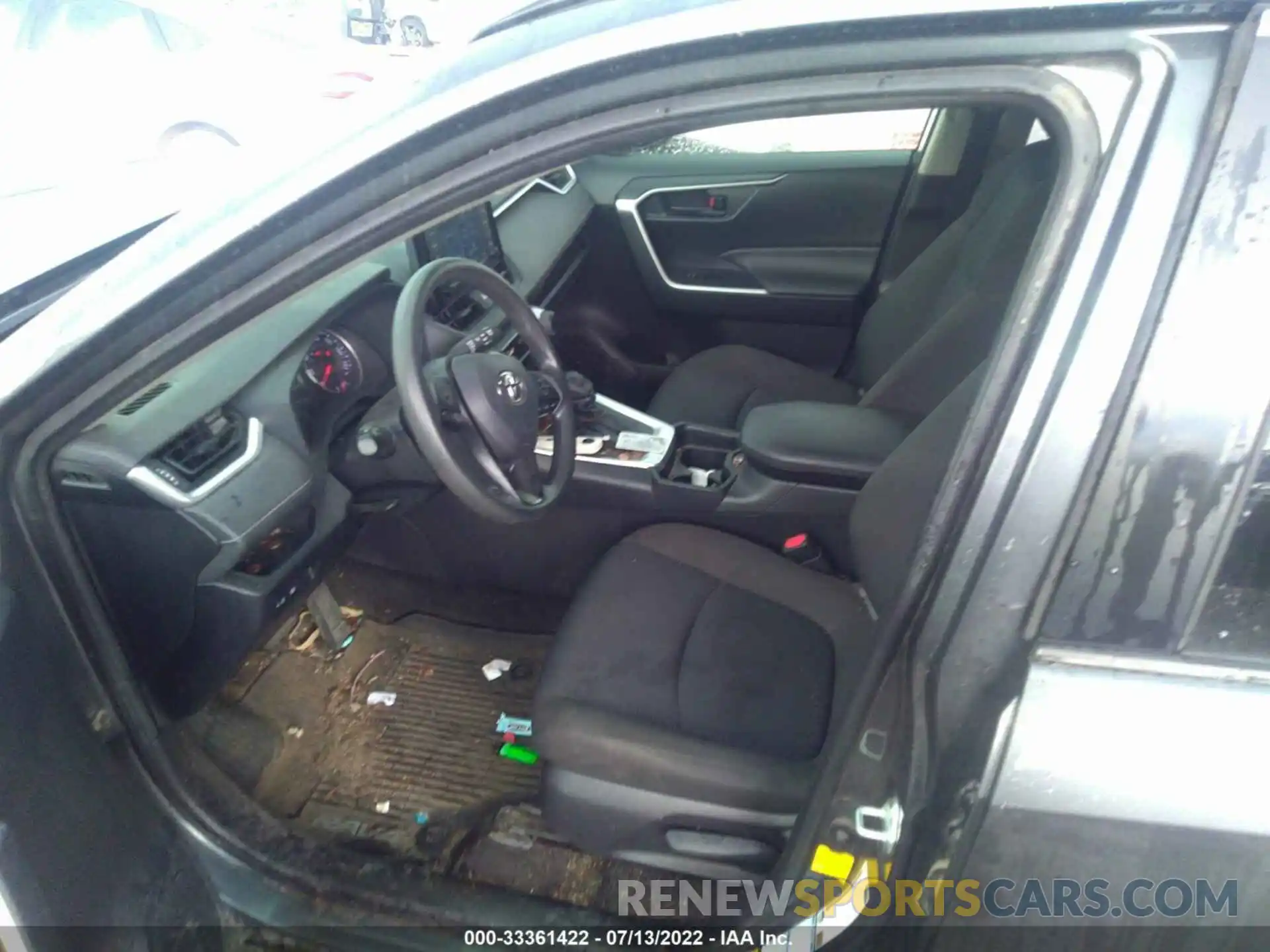 5 Photograph of a damaged car JTMG1RFV9KD023114 TOYOTA RAV4 2019