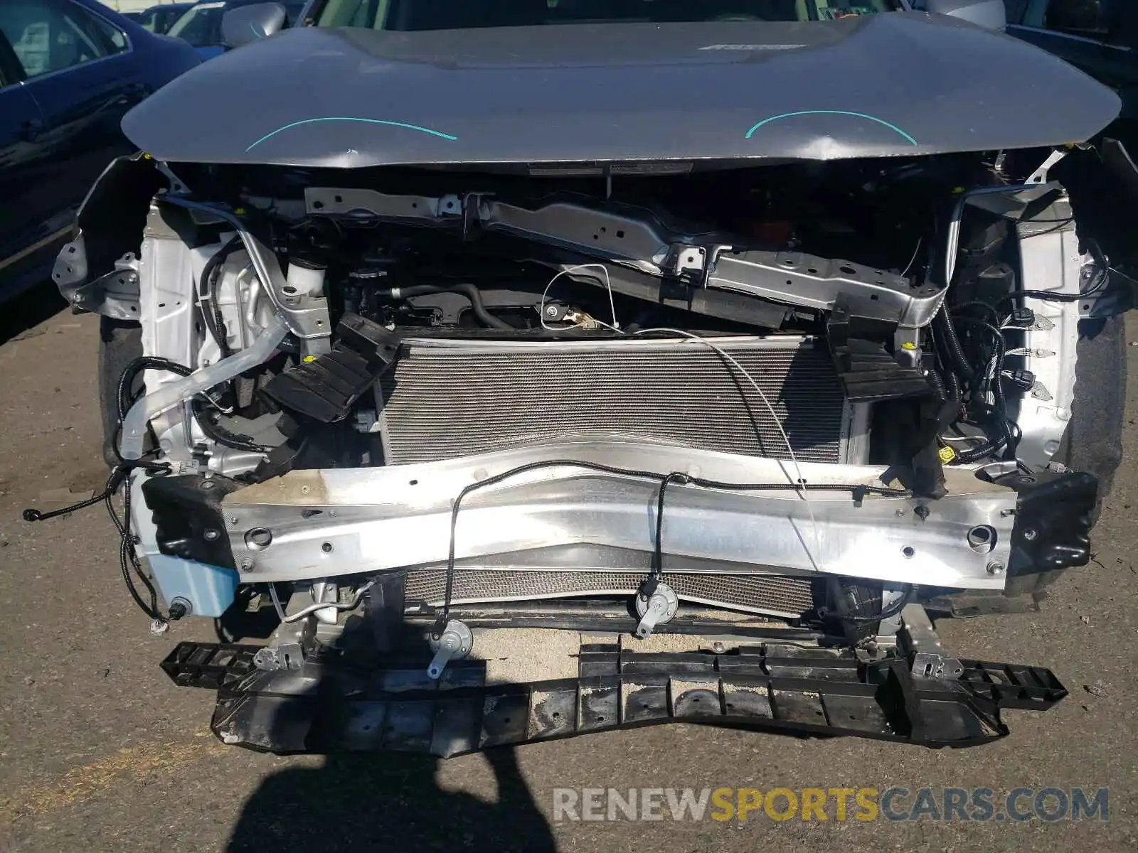 9 Photograph of a damaged car JTMG1RFV9KD032833 TOYOTA RAV4 2019