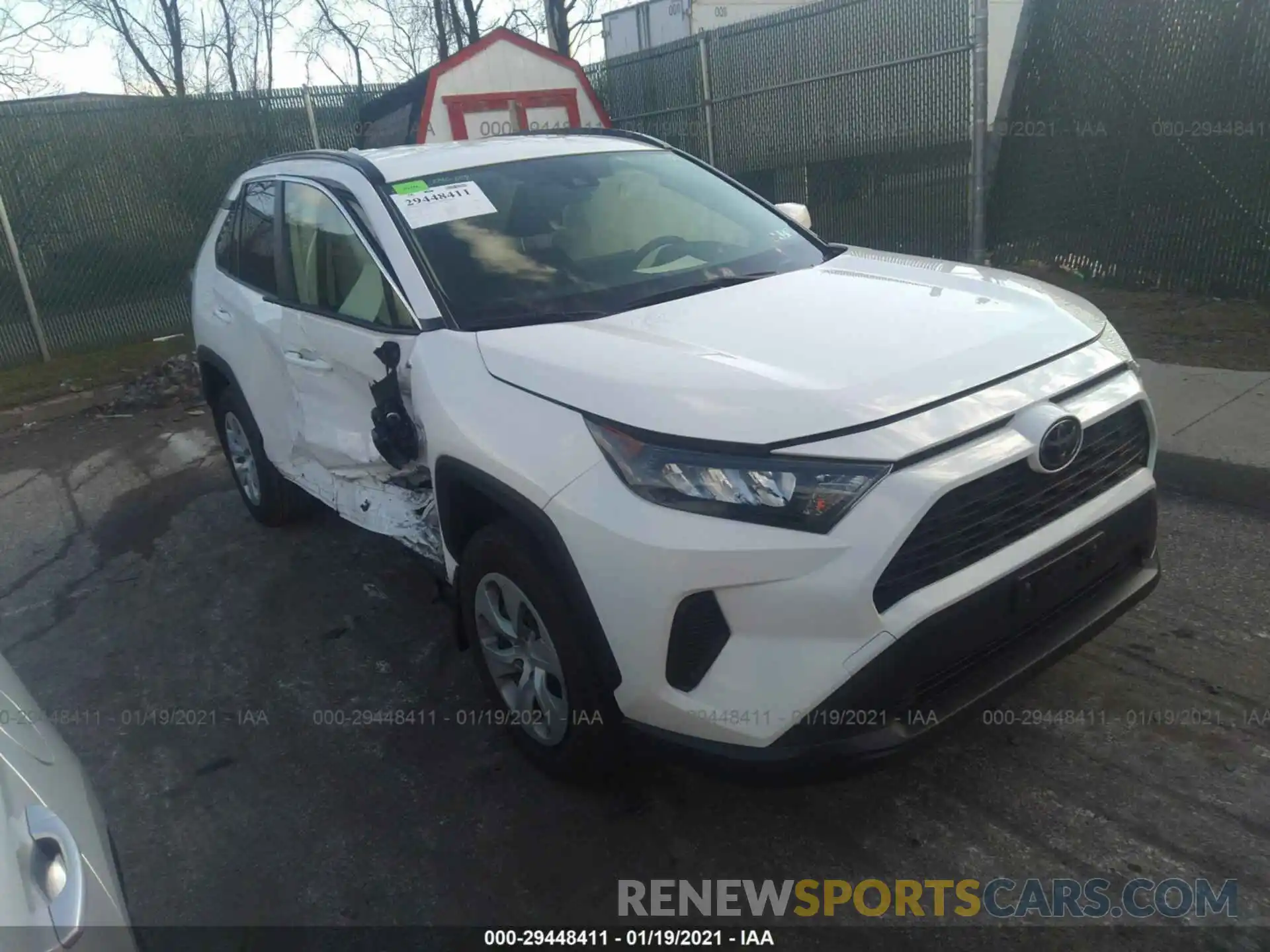 1 Photograph of a damaged car JTMG1RFV9KD508773 TOYOTA RAV4 2019