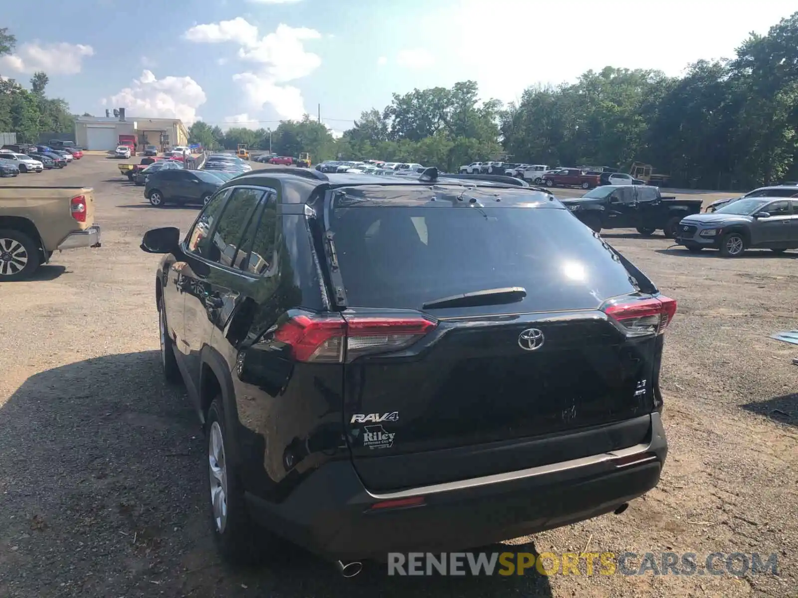 3 Photograph of a damaged car JTMG1RFV9KD517893 TOYOTA RAV4 2019