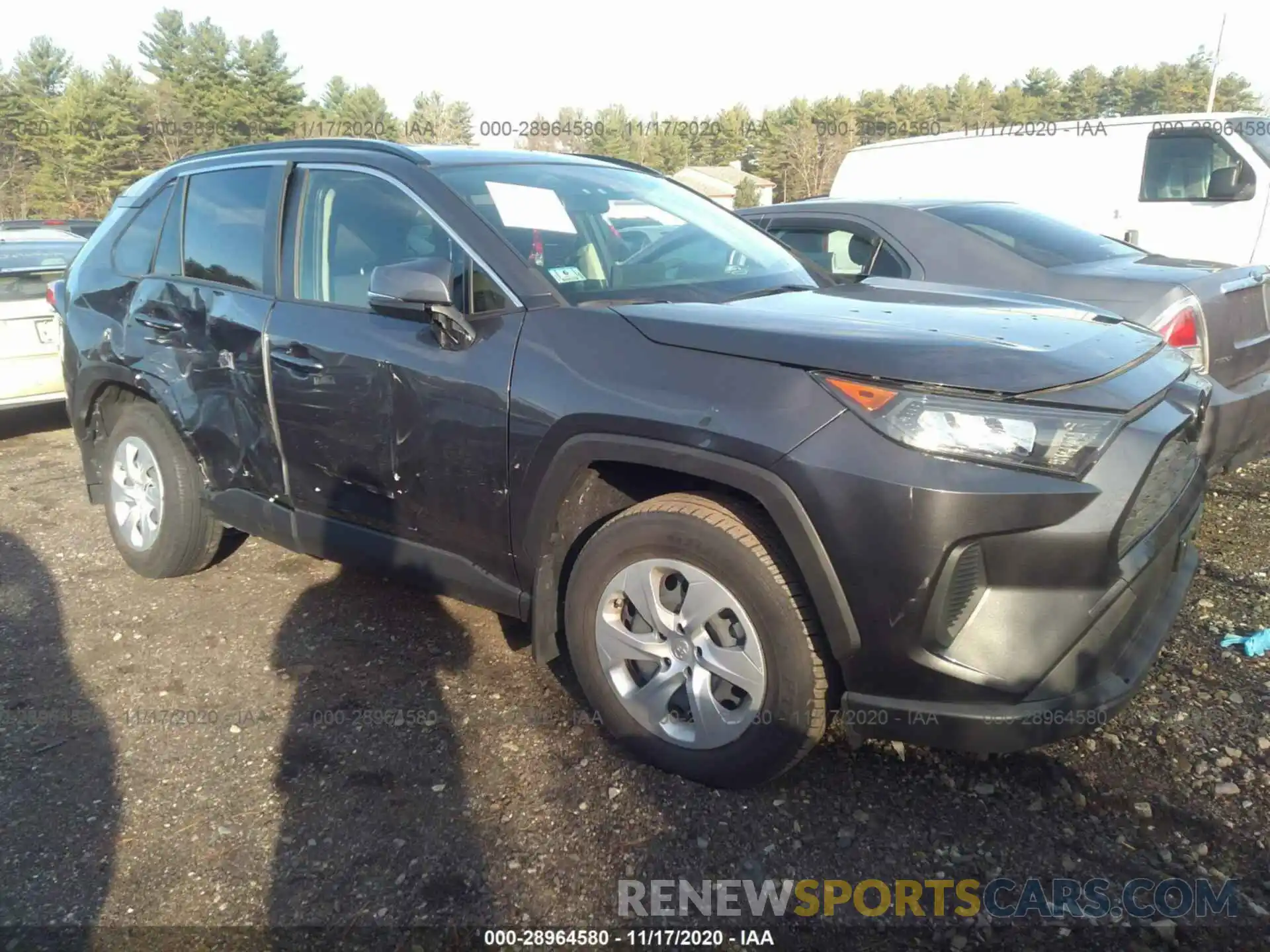 1 Photograph of a damaged car JTMG1RFV9KJ004533 TOYOTA RAV4 2019