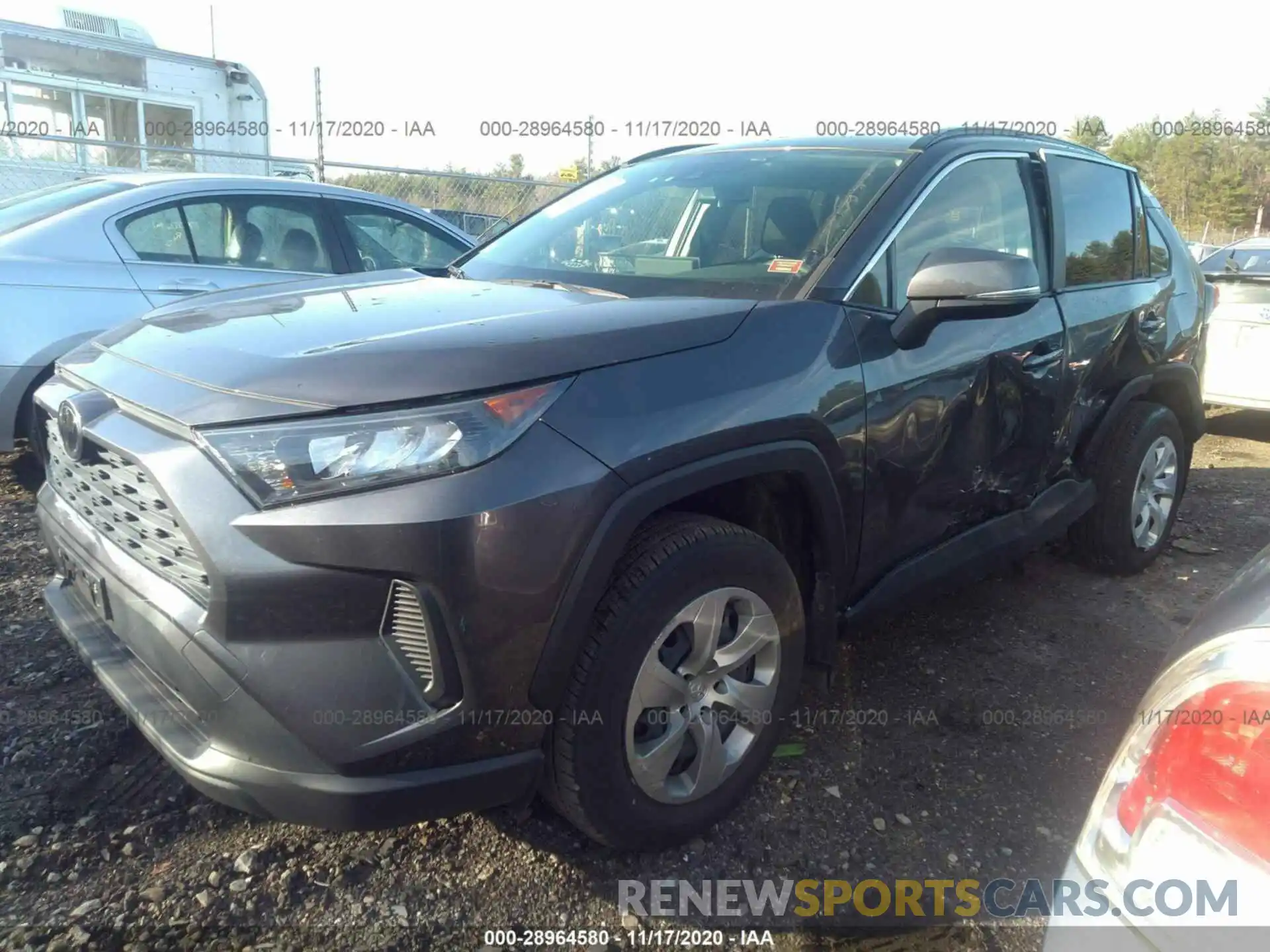 2 Фотография поврежденного автомобиля JTMG1RFV9KJ004533 TOYOTA RAV4 2019