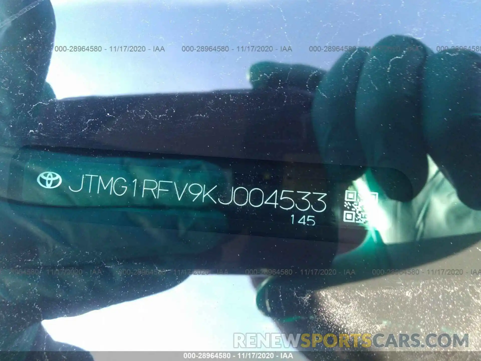 9 Photograph of a damaged car JTMG1RFV9KJ004533 TOYOTA RAV4 2019