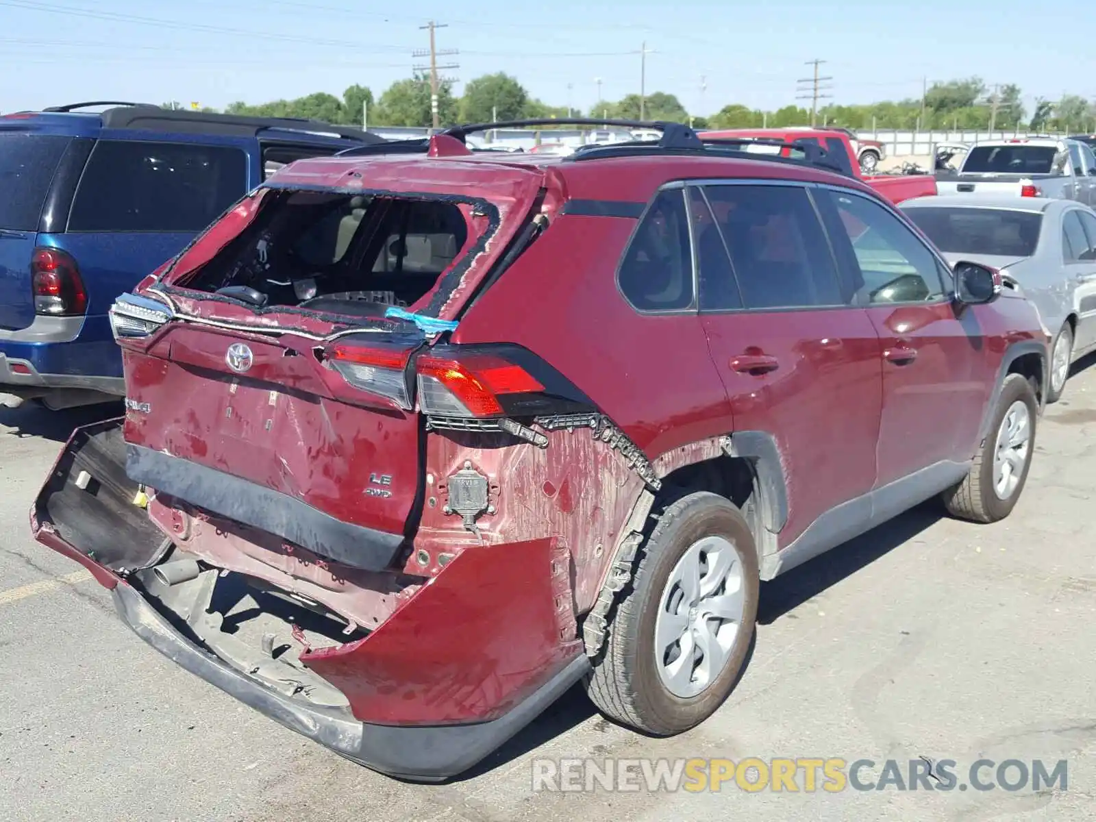 4 Photograph of a damaged car JTMG1RFV9KJ005343 TOYOTA RAV4 2019