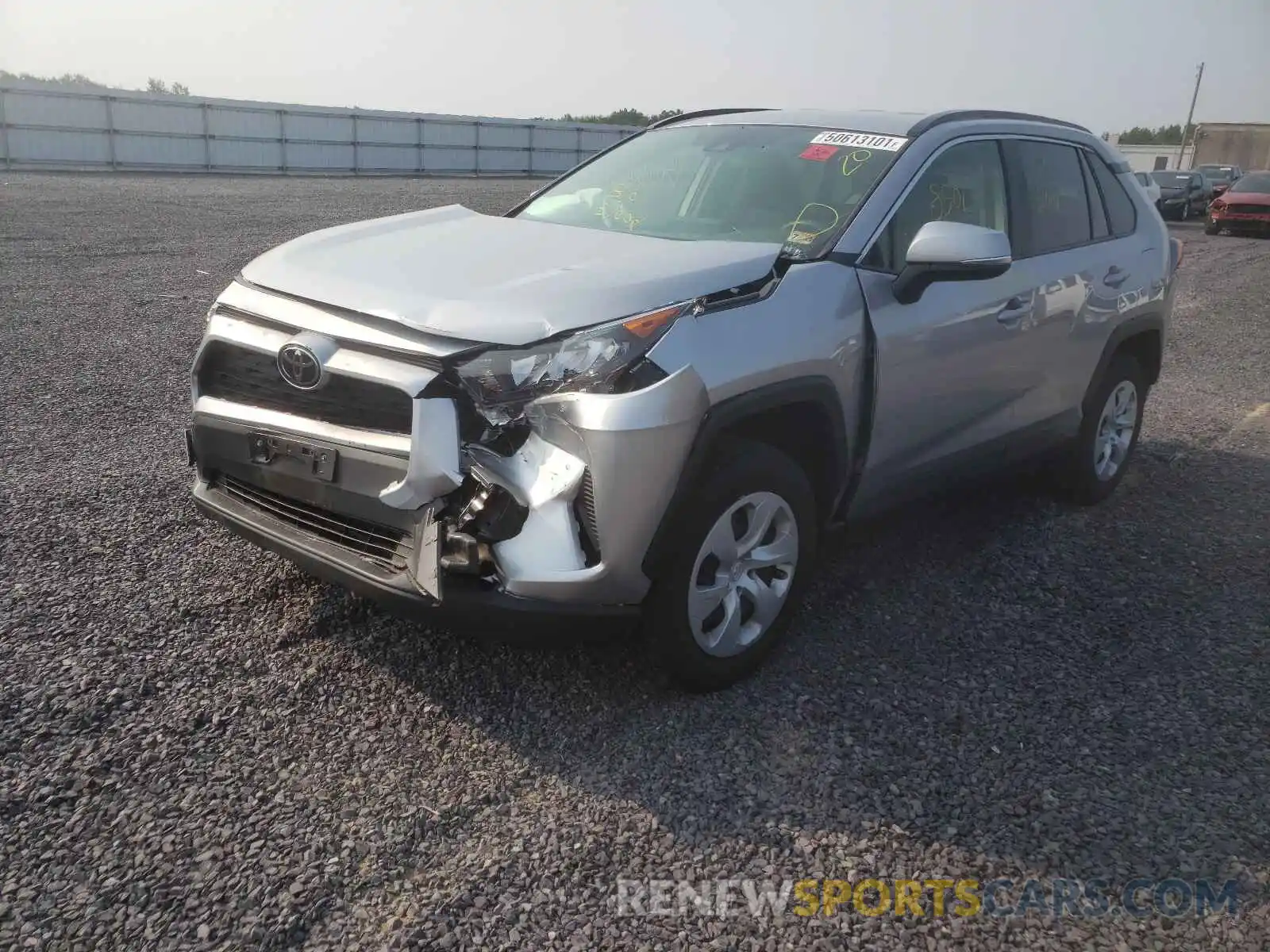 2 Photograph of a damaged car JTMG1RFV9KJ006881 TOYOTA RAV4 2019