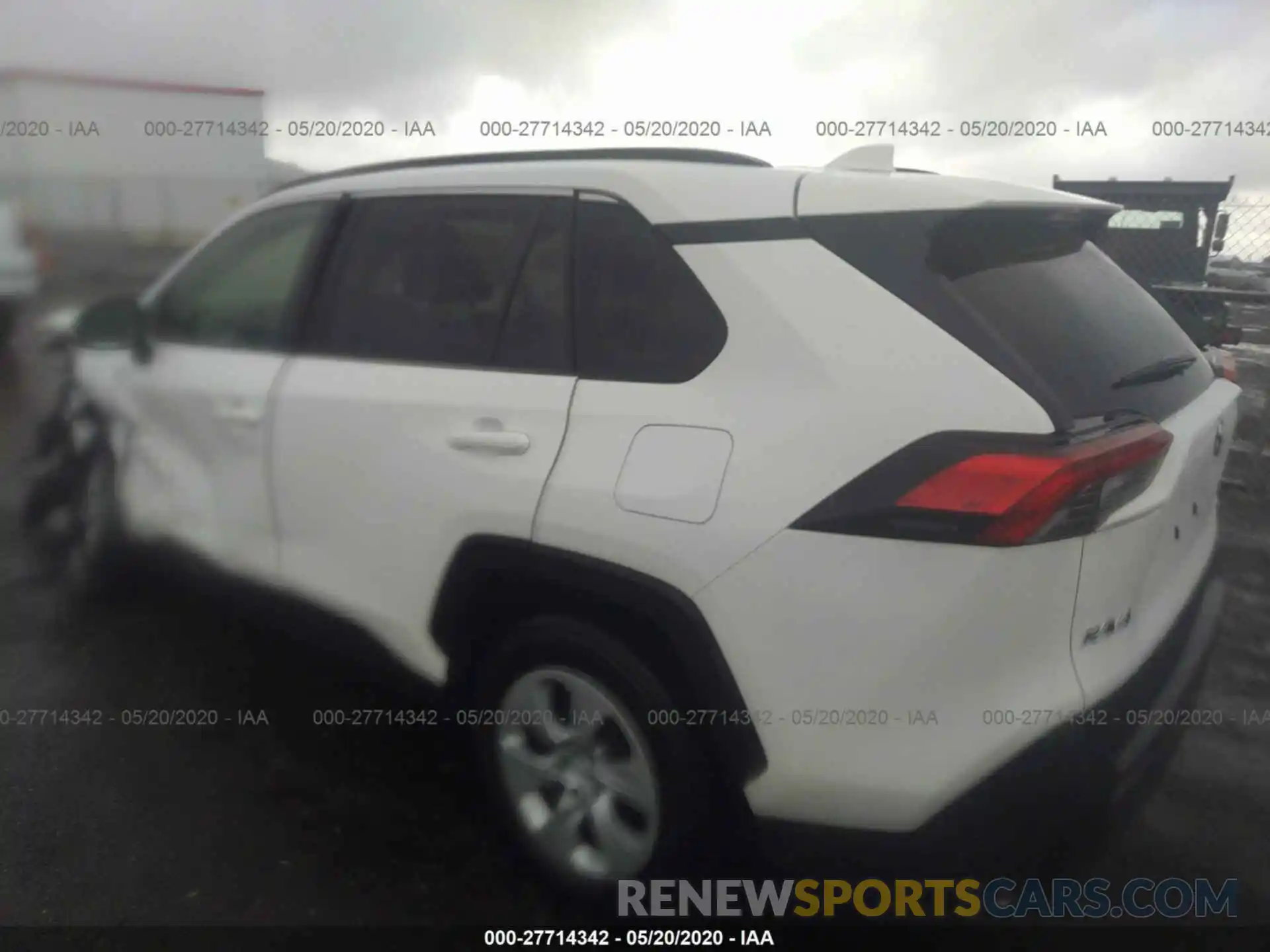 3 Photograph of a damaged car JTMG1RFVXKJ004203 TOYOTA RAV4 2019