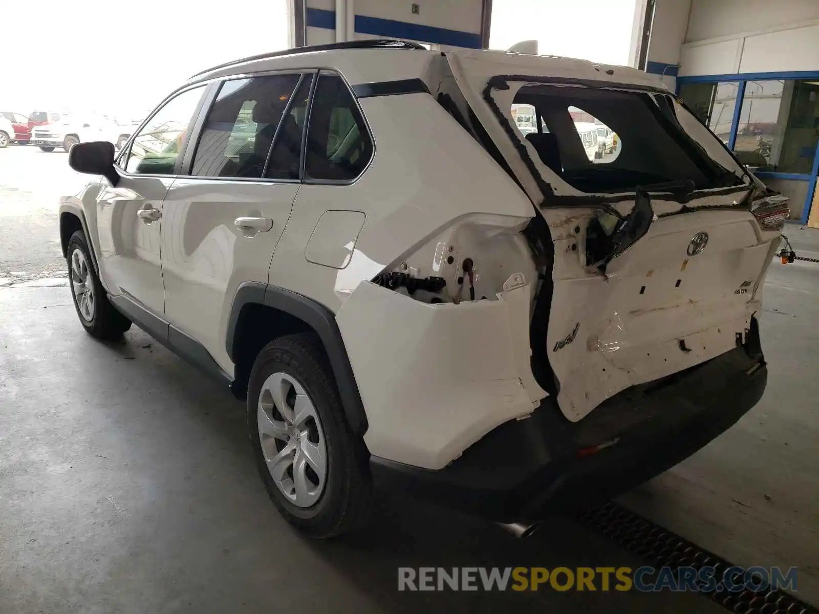 3 Photograph of a damaged car JTMG1RFVXKJ018604 TOYOTA RAV4 2019