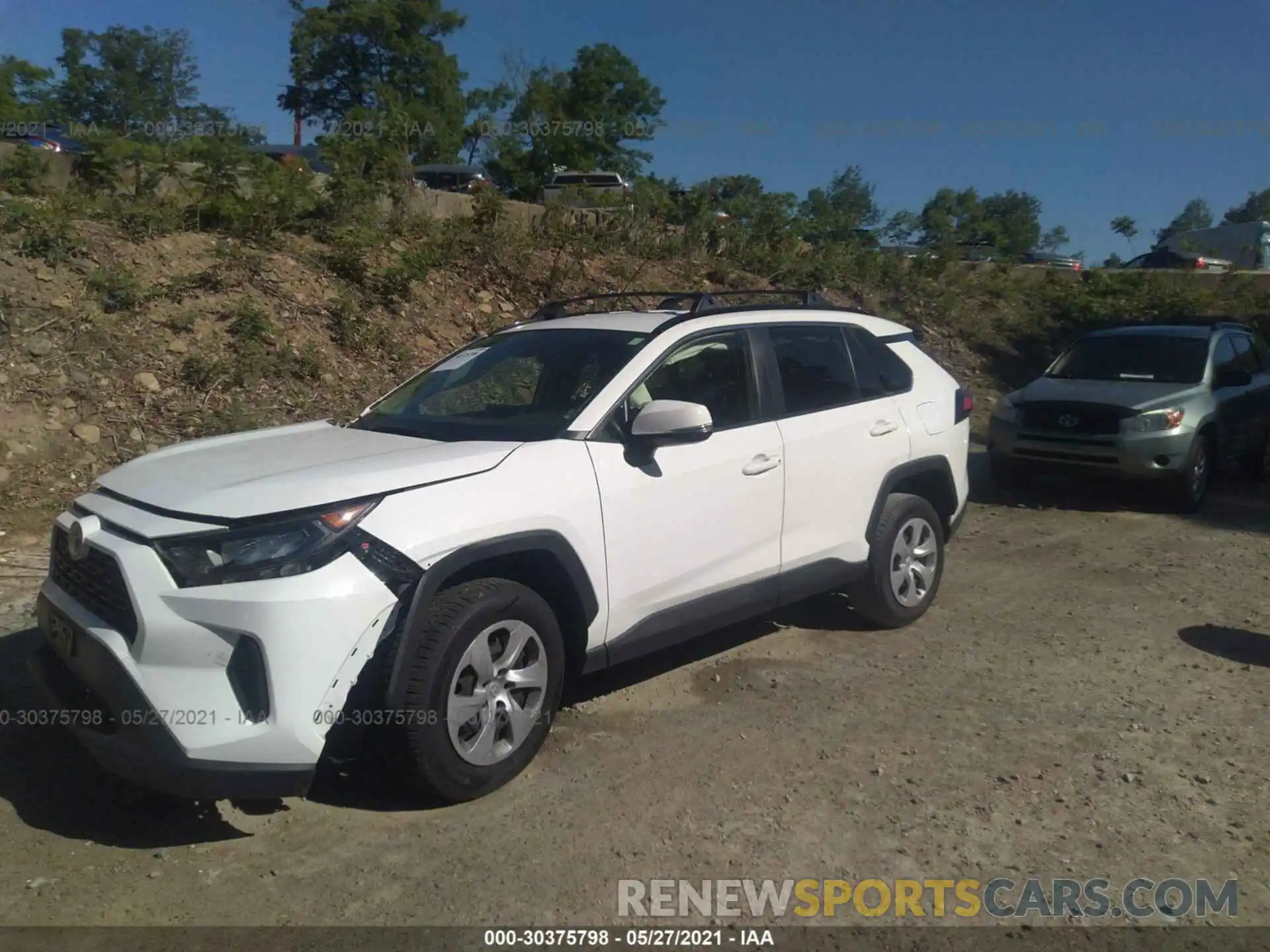 2 Photograph of a damaged car JTMG1RFVXKJ019929 TOYOTA RAV4 2019