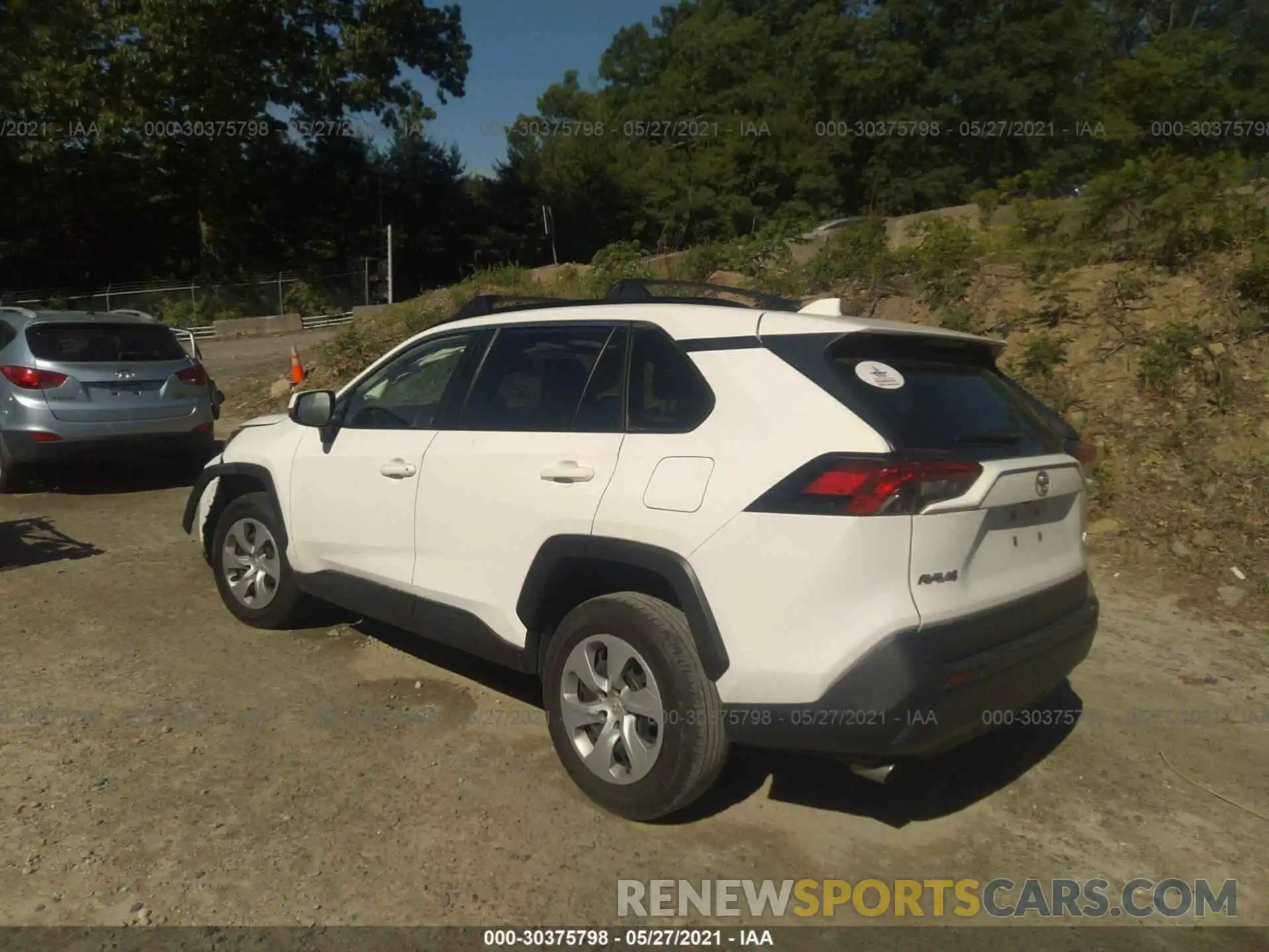 3 Photograph of a damaged car JTMG1RFVXKJ019929 TOYOTA RAV4 2019