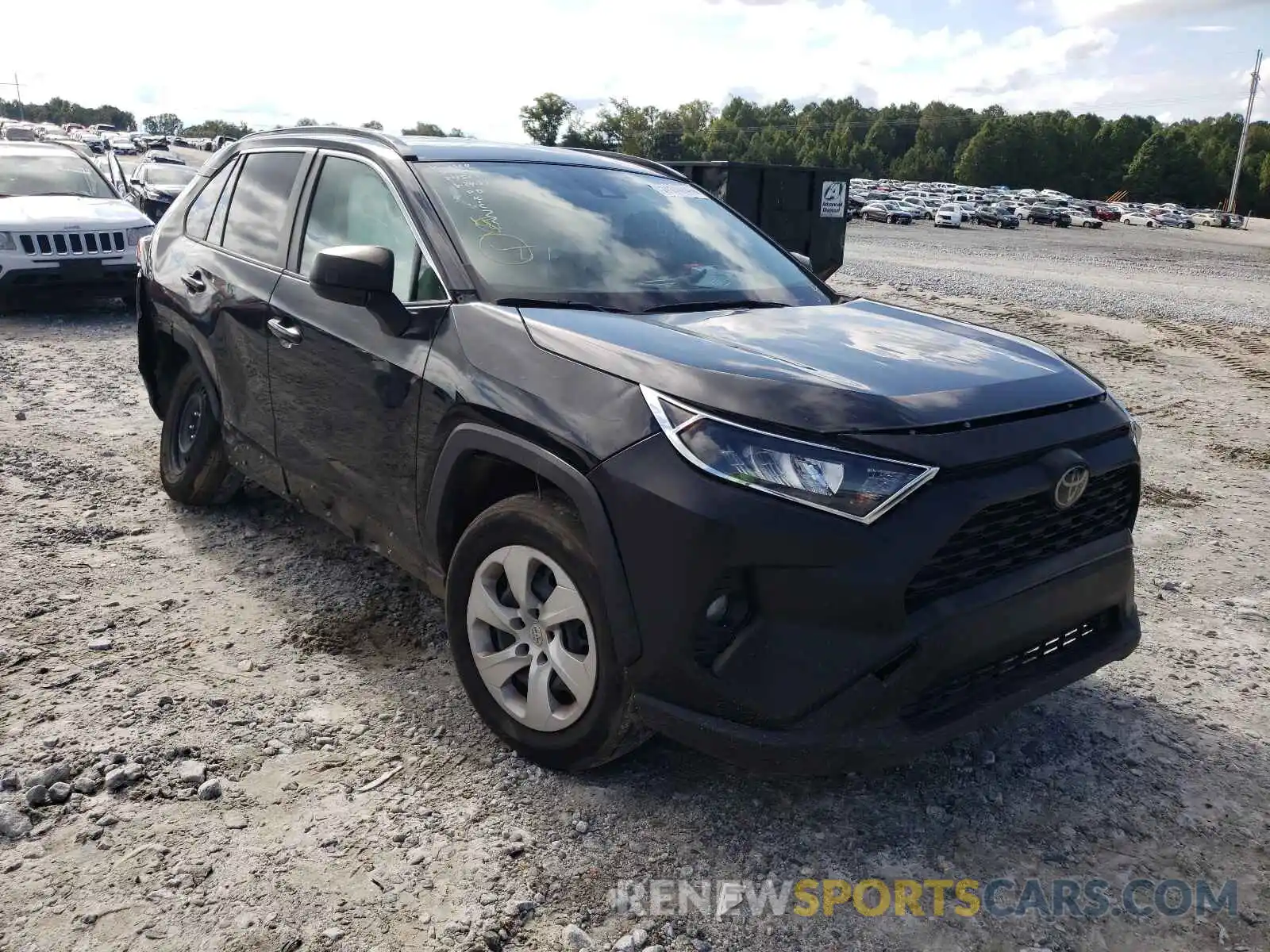 1 Photograph of a damaged car JTMH1RFV0KD031364 TOYOTA RAV4 2019