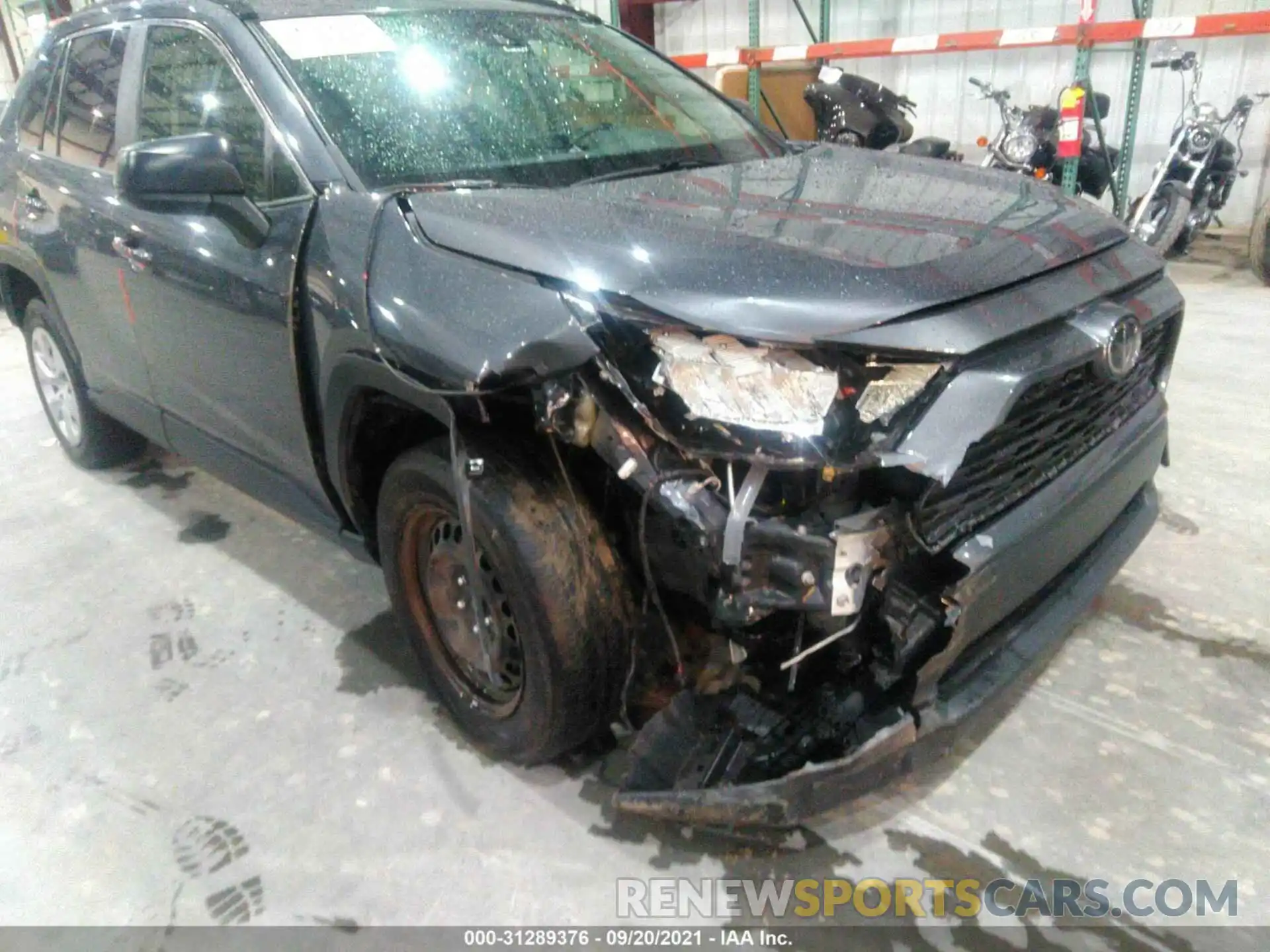 6 Photograph of a damaged car JTMH1RFV0KD032708 TOYOTA RAV4 2019