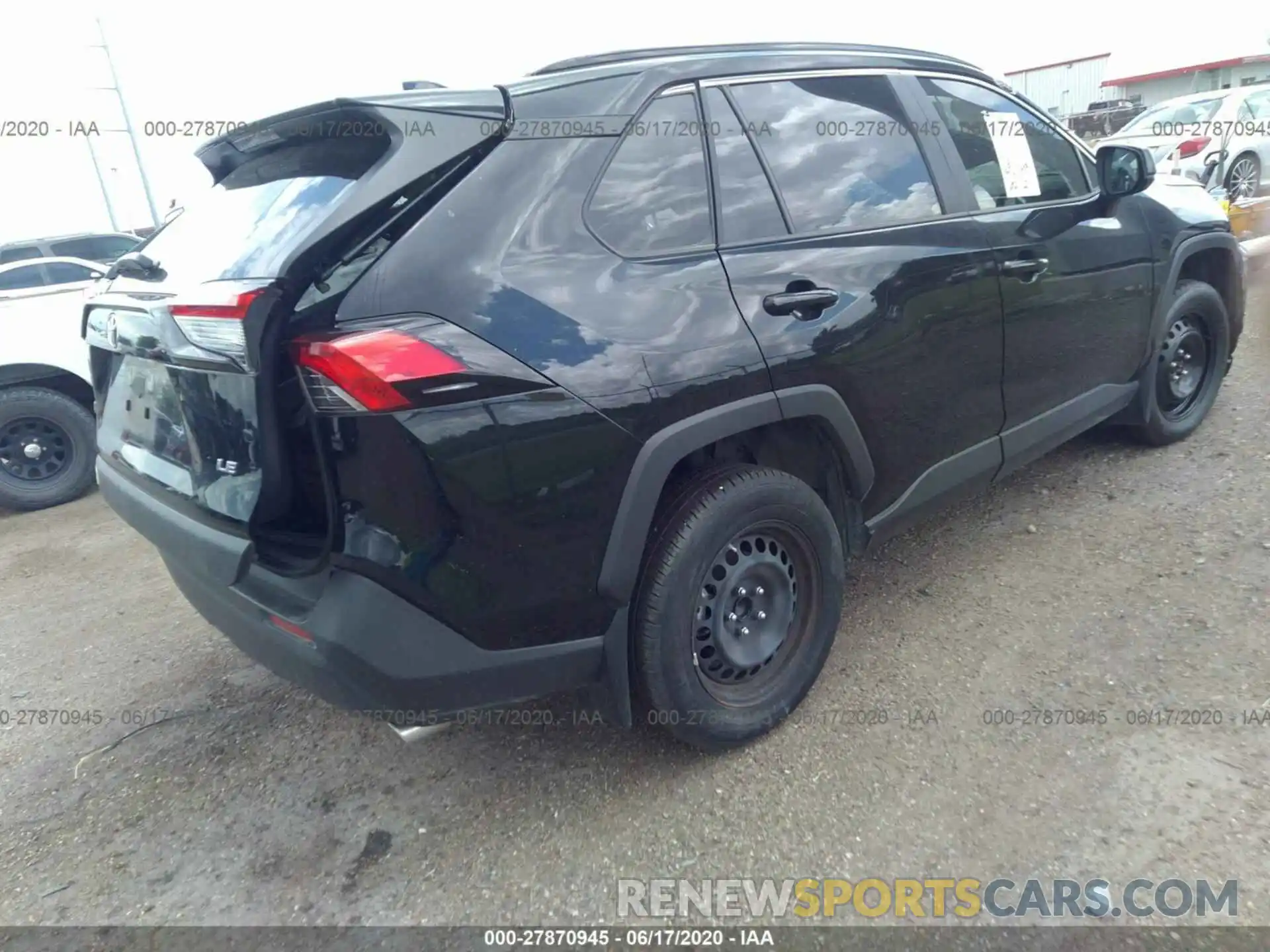 4 Photograph of a damaged car JTMH1RFV0KD041361 TOYOTA RAV4 2019