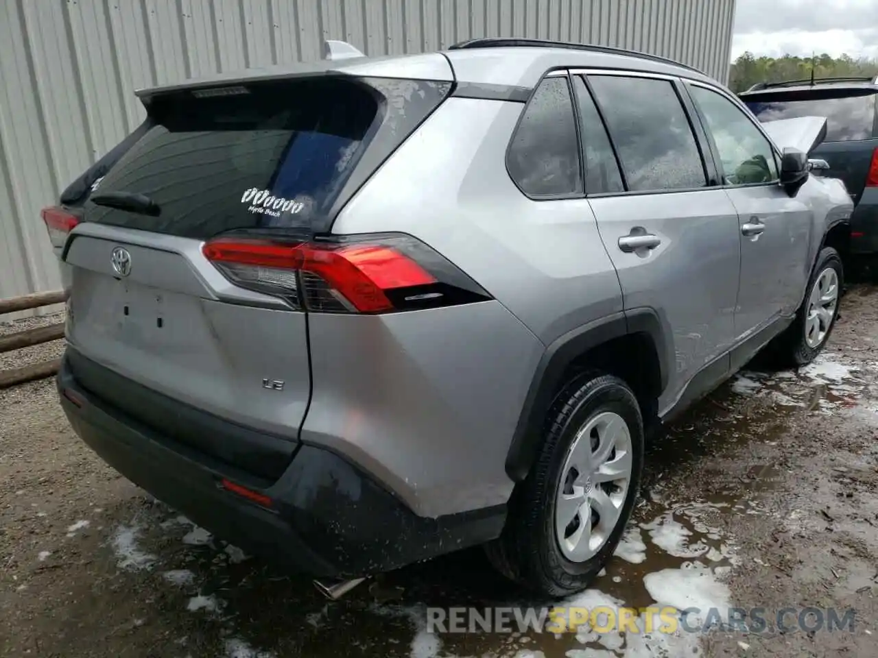 4 Photograph of a damaged car JTMH1RFV0KD508262 TOYOTA RAV4 2019