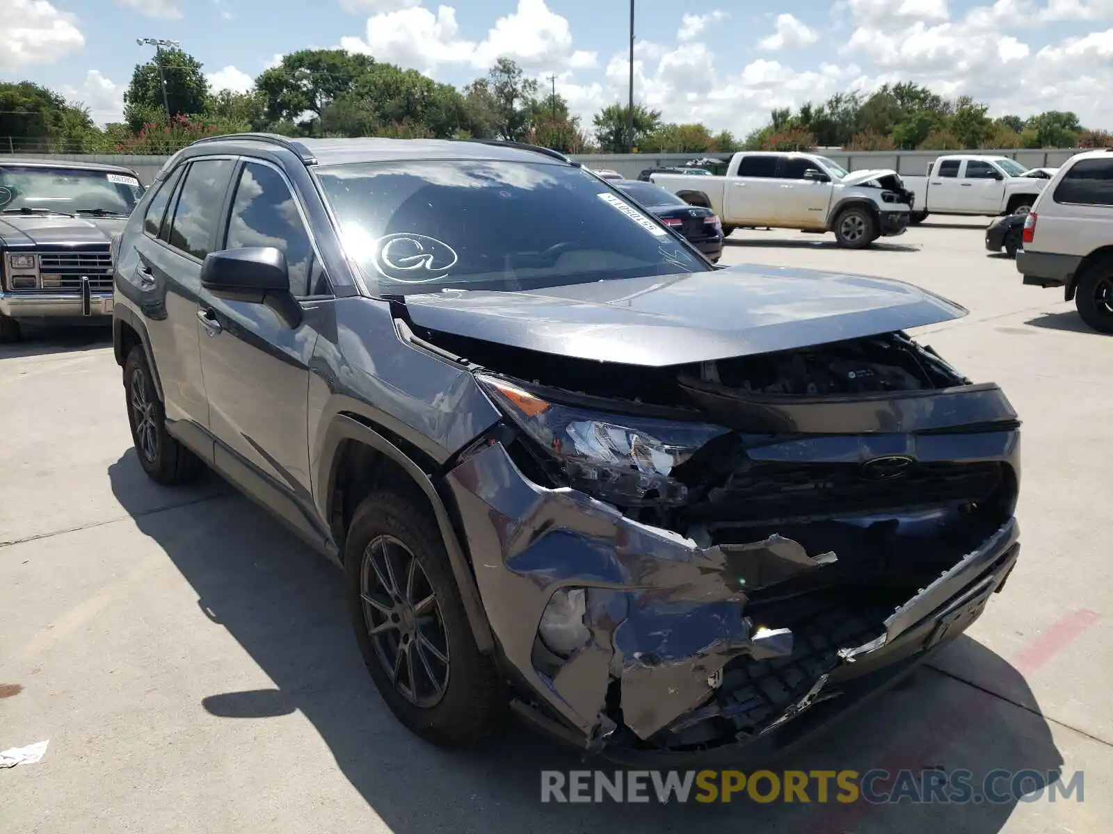 1 Photograph of a damaged car JTMH1RFV0KD512652 TOYOTA RAV4 2019