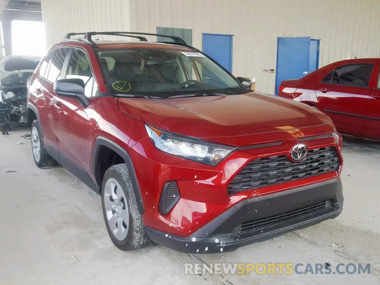 1 Photograph of a damaged car JTMH1RFV0KJ002786 TOYOTA RAV4 2019