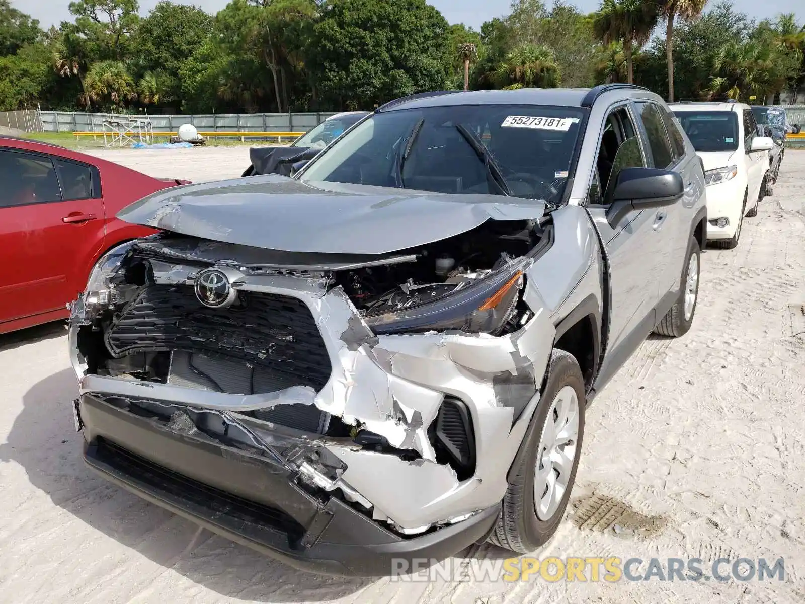 2 Photograph of a damaged car JTMH1RFV0KJ003601 TOYOTA RAV4 2019