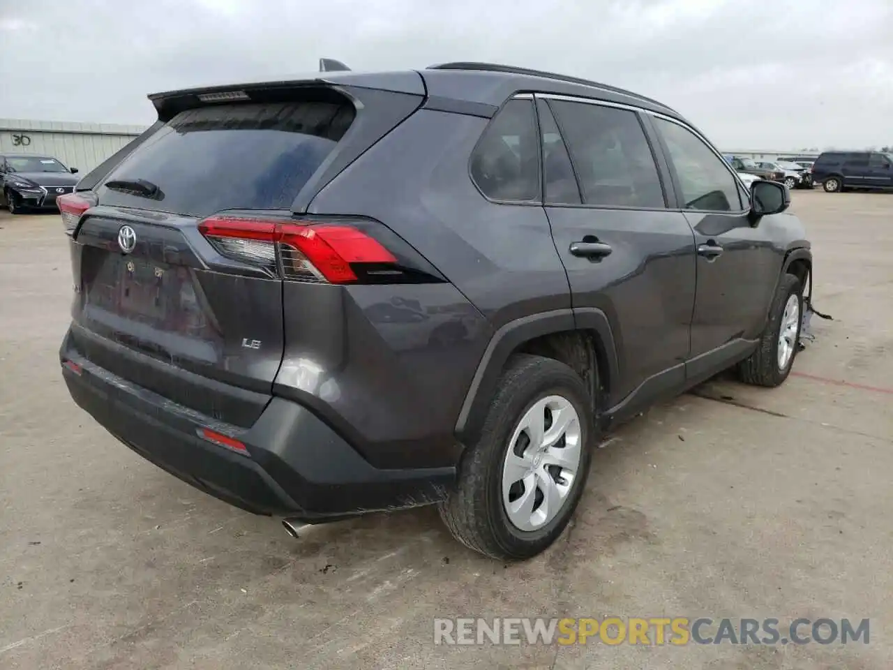 4 Photograph of a damaged car JTMH1RFV0KJ006580 TOYOTA RAV4 2019