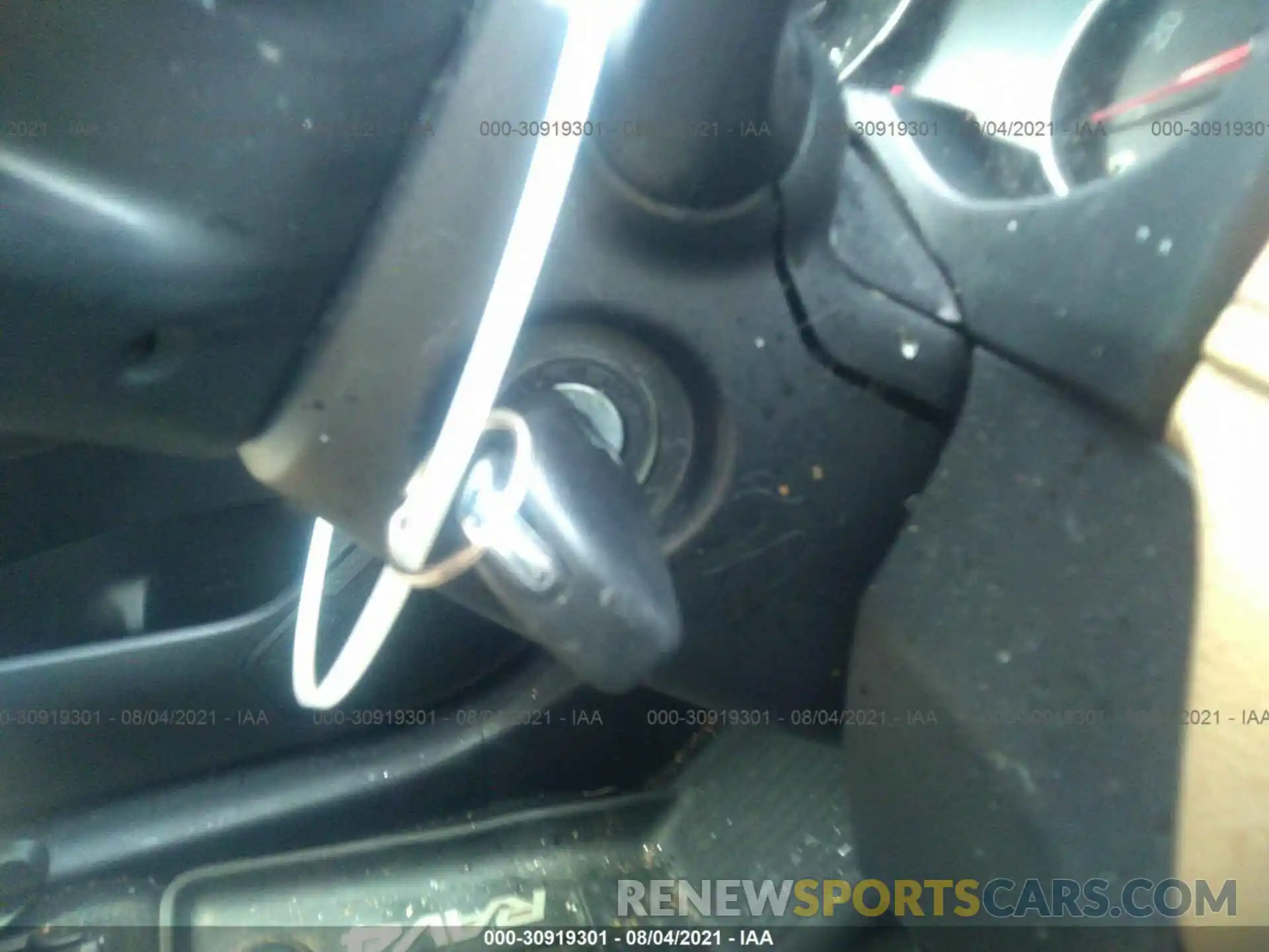 11 Photograph of a damaged car JTMH1RFV0KJ006935 TOYOTA RAV4 2019