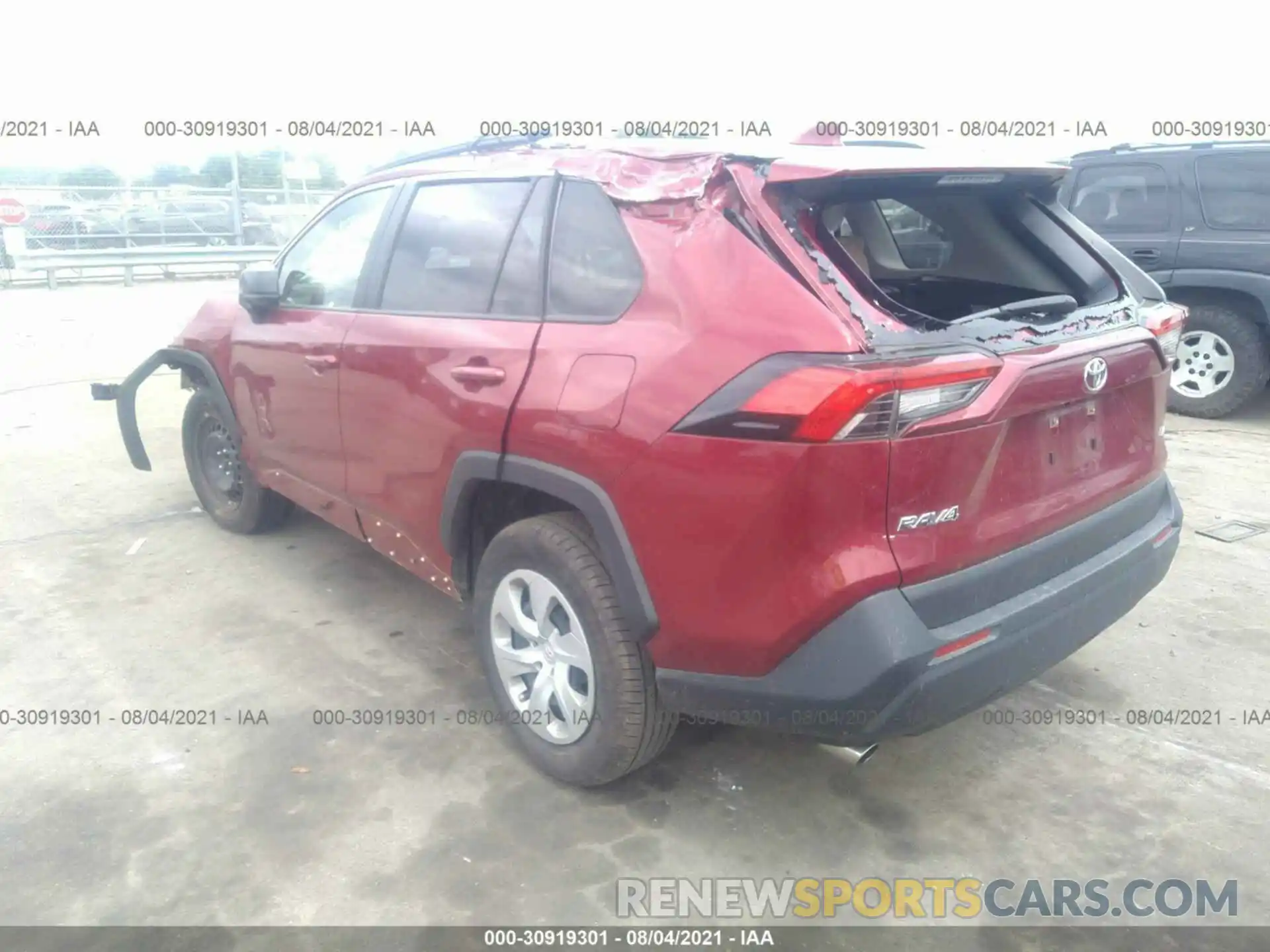 3 Photograph of a damaged car JTMH1RFV0KJ006935 TOYOTA RAV4 2019