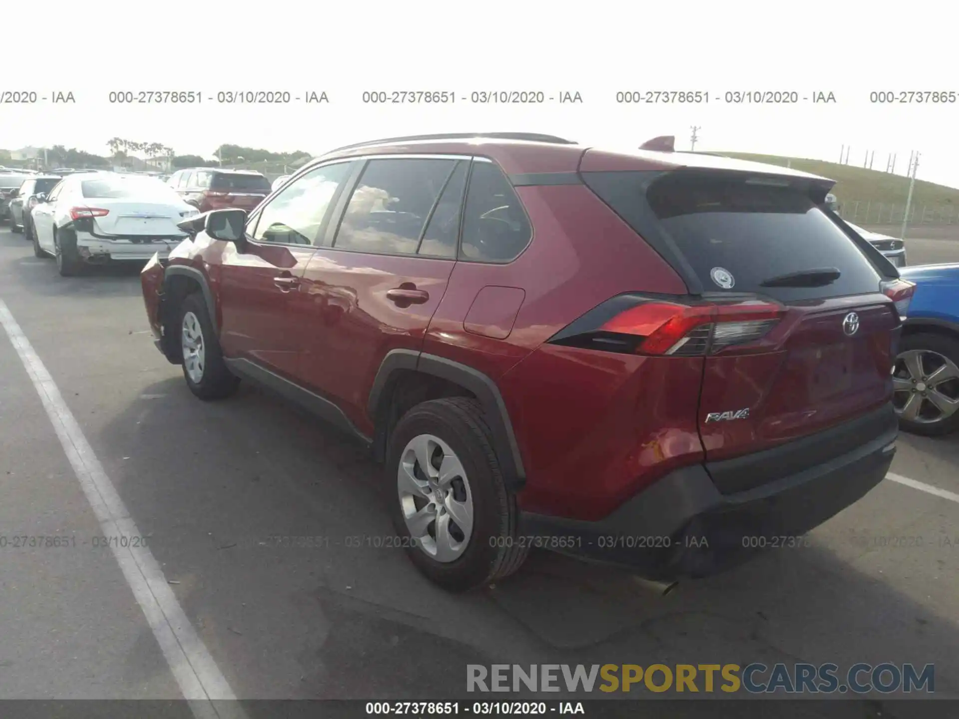 3 Photograph of a damaged car JTMH1RFV1KD019191 TOYOTA RAV4 2019