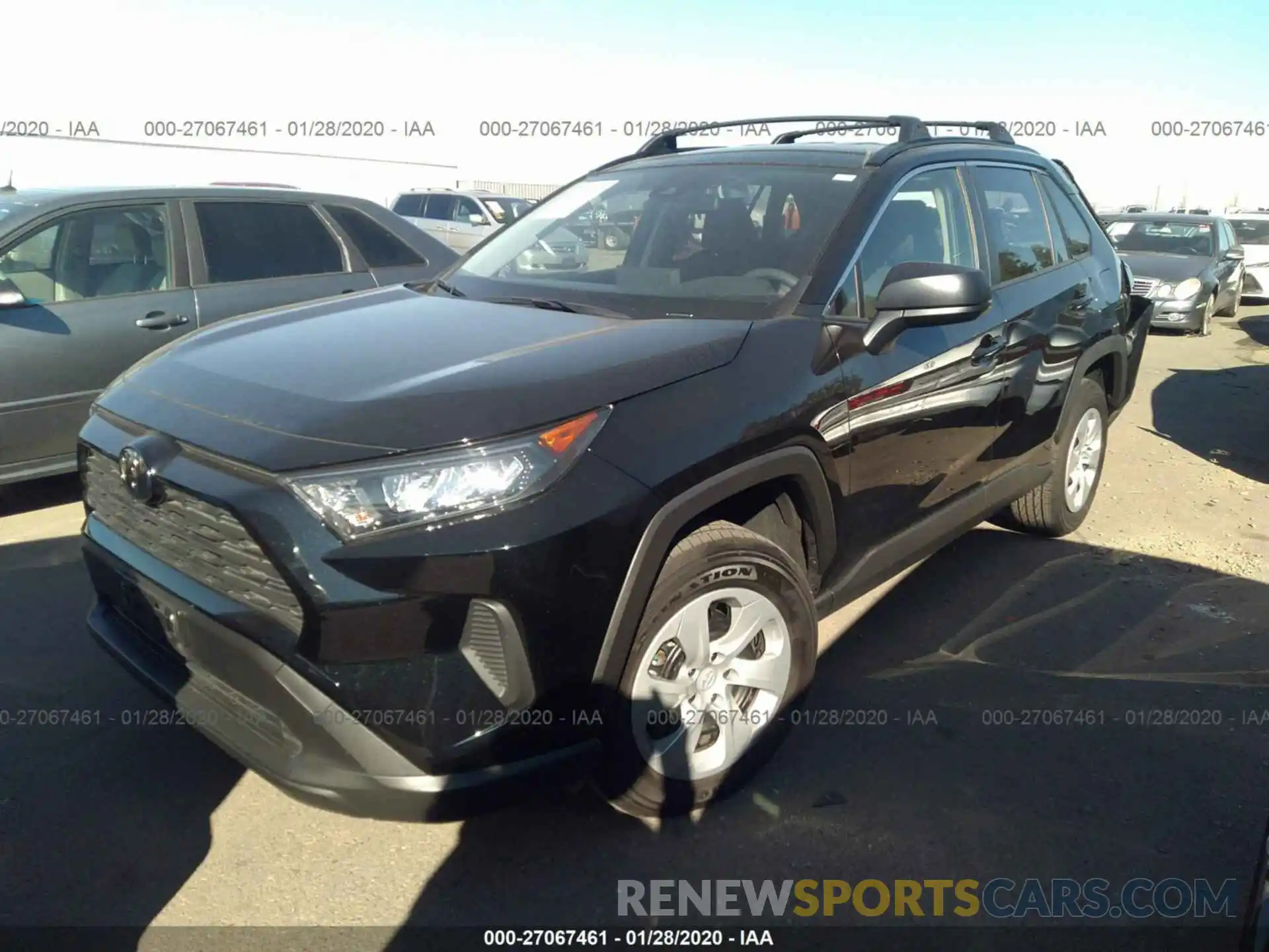 2 Photograph of a damaged car JTMH1RFV1KD023046 TOYOTA RAV4 2019