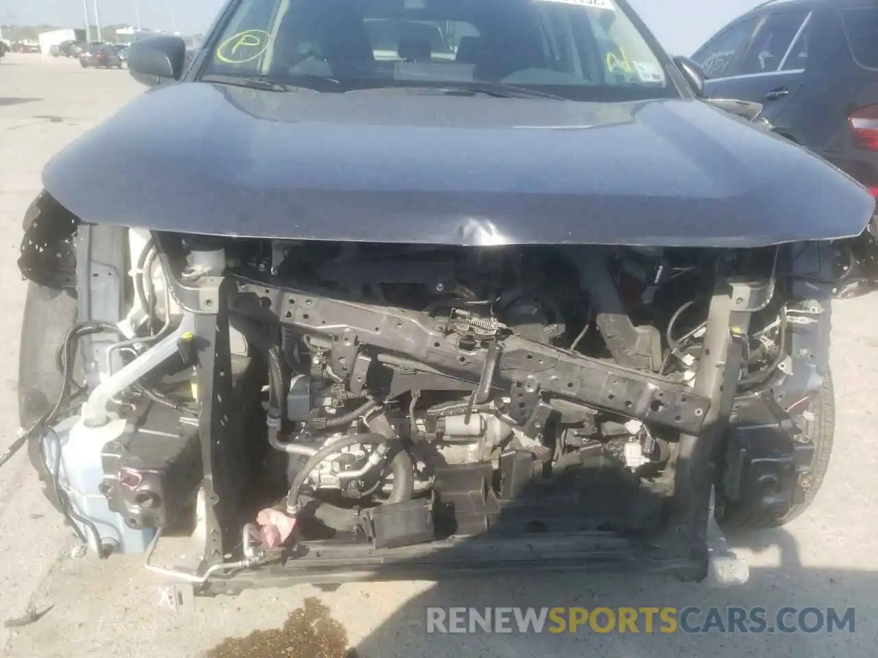 9 Photograph of a damaged car JTMH1RFV1KD500123 TOYOTA RAV4 2019