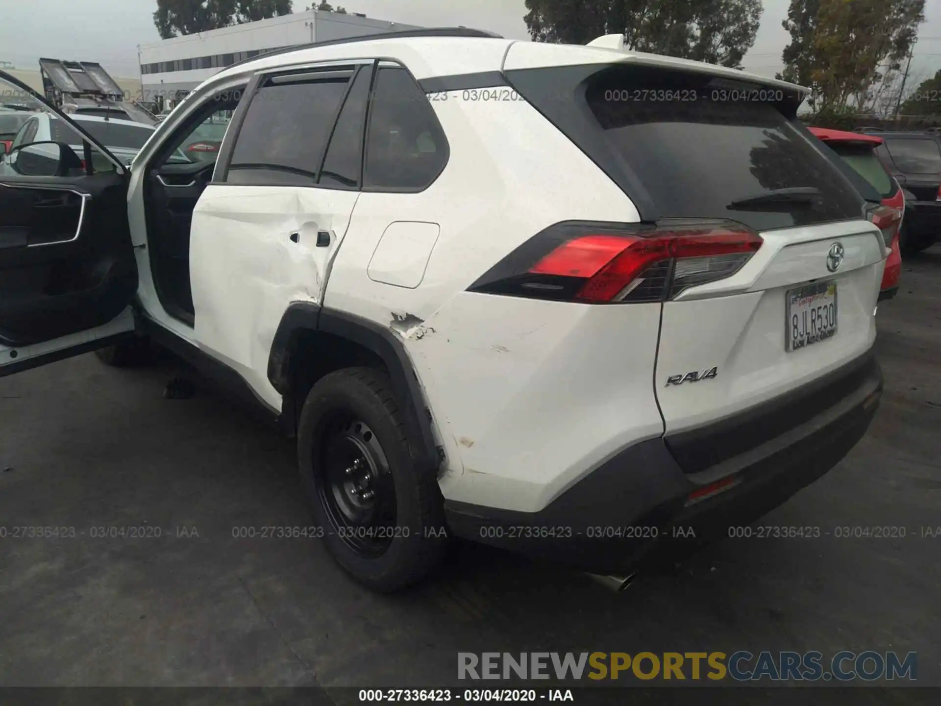 3 Фотография поврежденного автомобиля JTMH1RFV1KD513258 TOYOTA RAV4 2019