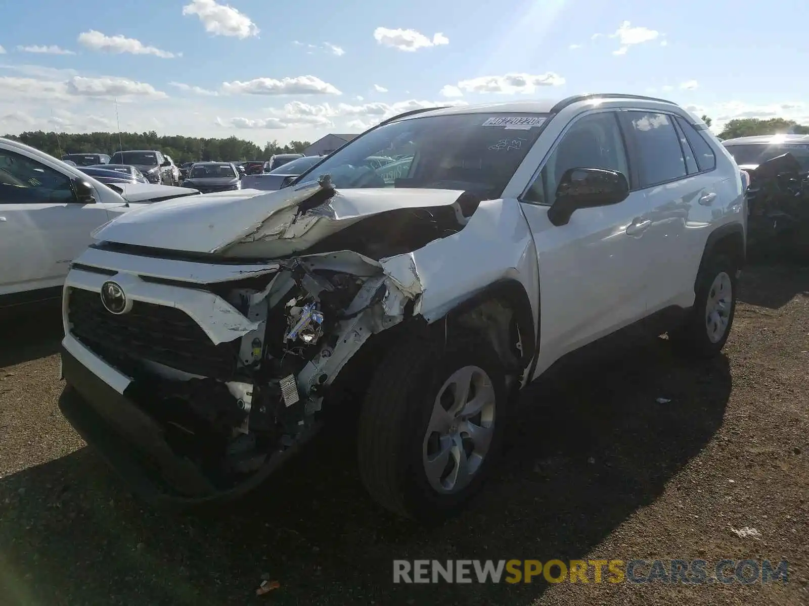 2 Photograph of a damaged car JTMH1RFV1KJ005762 TOYOTA RAV4 2019