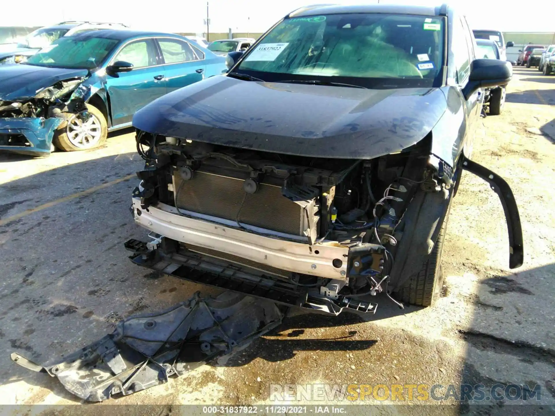 6 Photograph of a damaged car JTMH1RFV1KJ005969 TOYOTA RAV4 2019