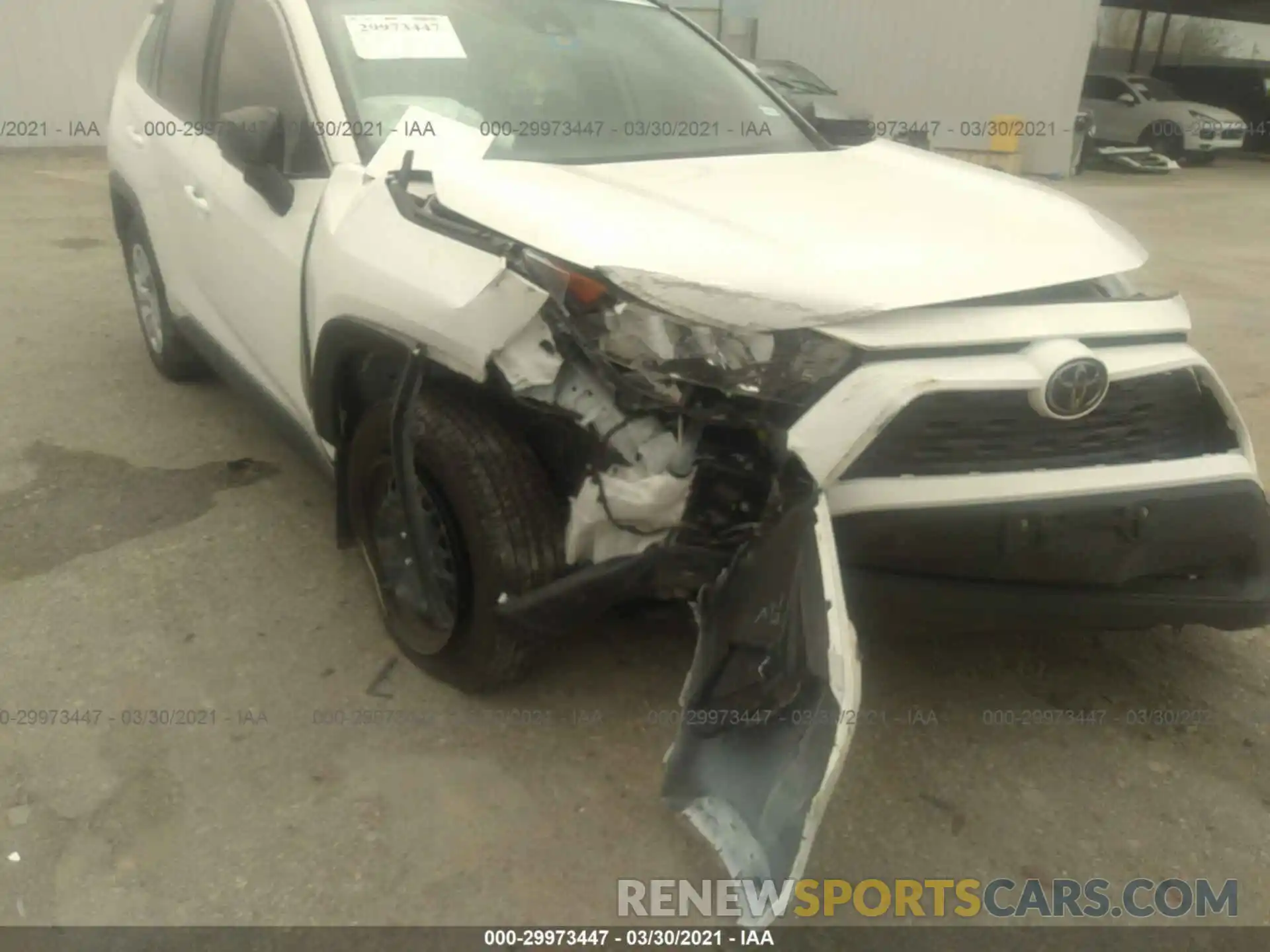 6 Photograph of a damaged car JTMH1RFV1KJ008032 TOYOTA RAV4 2019