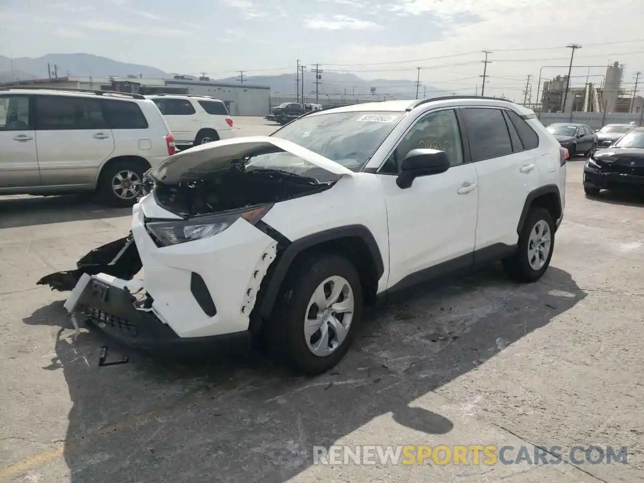 2 Photograph of a damaged car JTMH1RFV1KJ008418 TOYOTA RAV4 2019