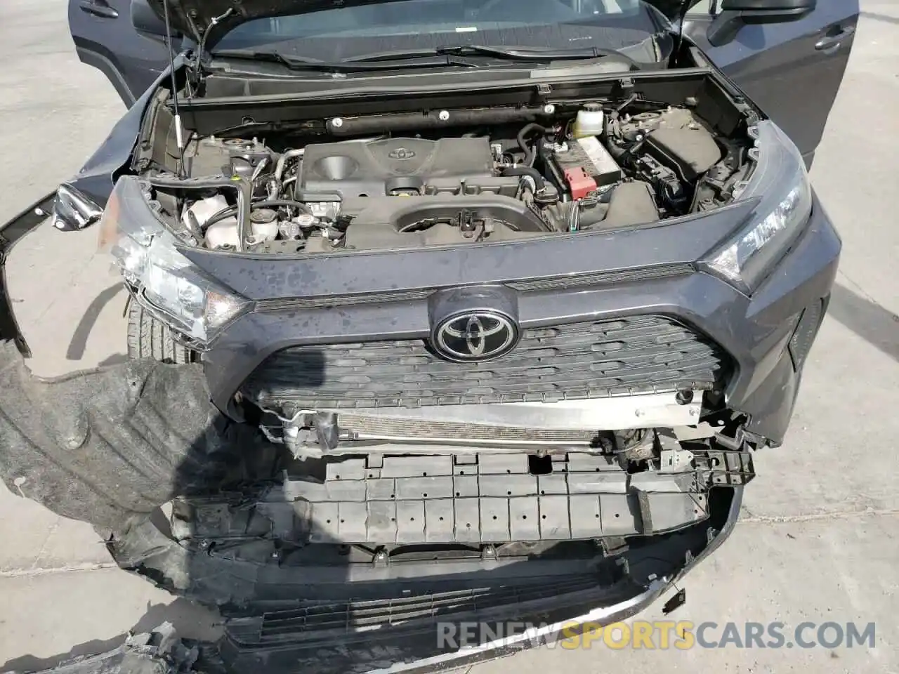 7 Фотография поврежденного автомобиля JTMH1RFV1KJ013893 TOYOTA RAV4 2019