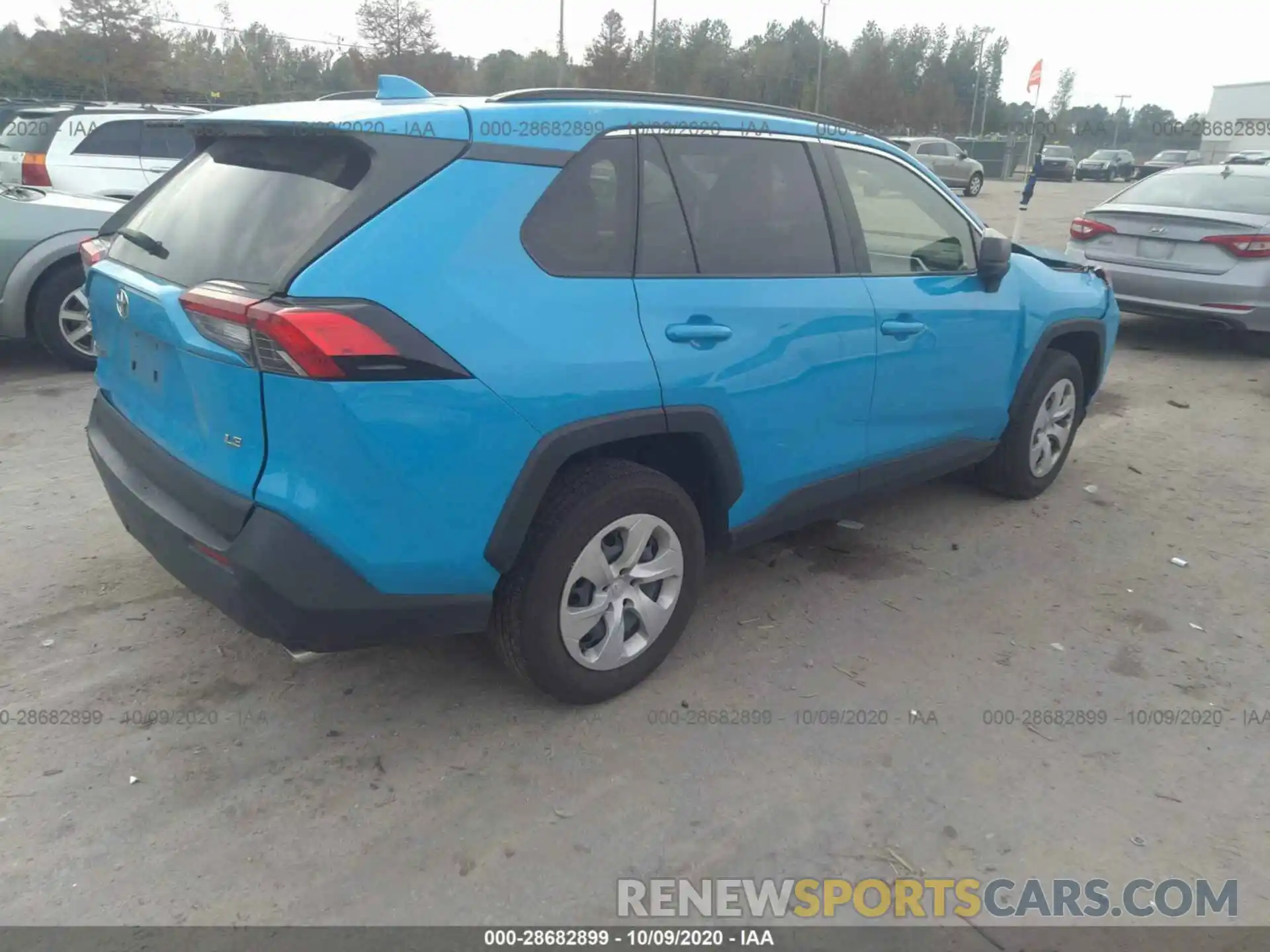 4 Фотография поврежденного автомобиля JTMH1RFV2KD002271 TOYOTA RAV4 2019