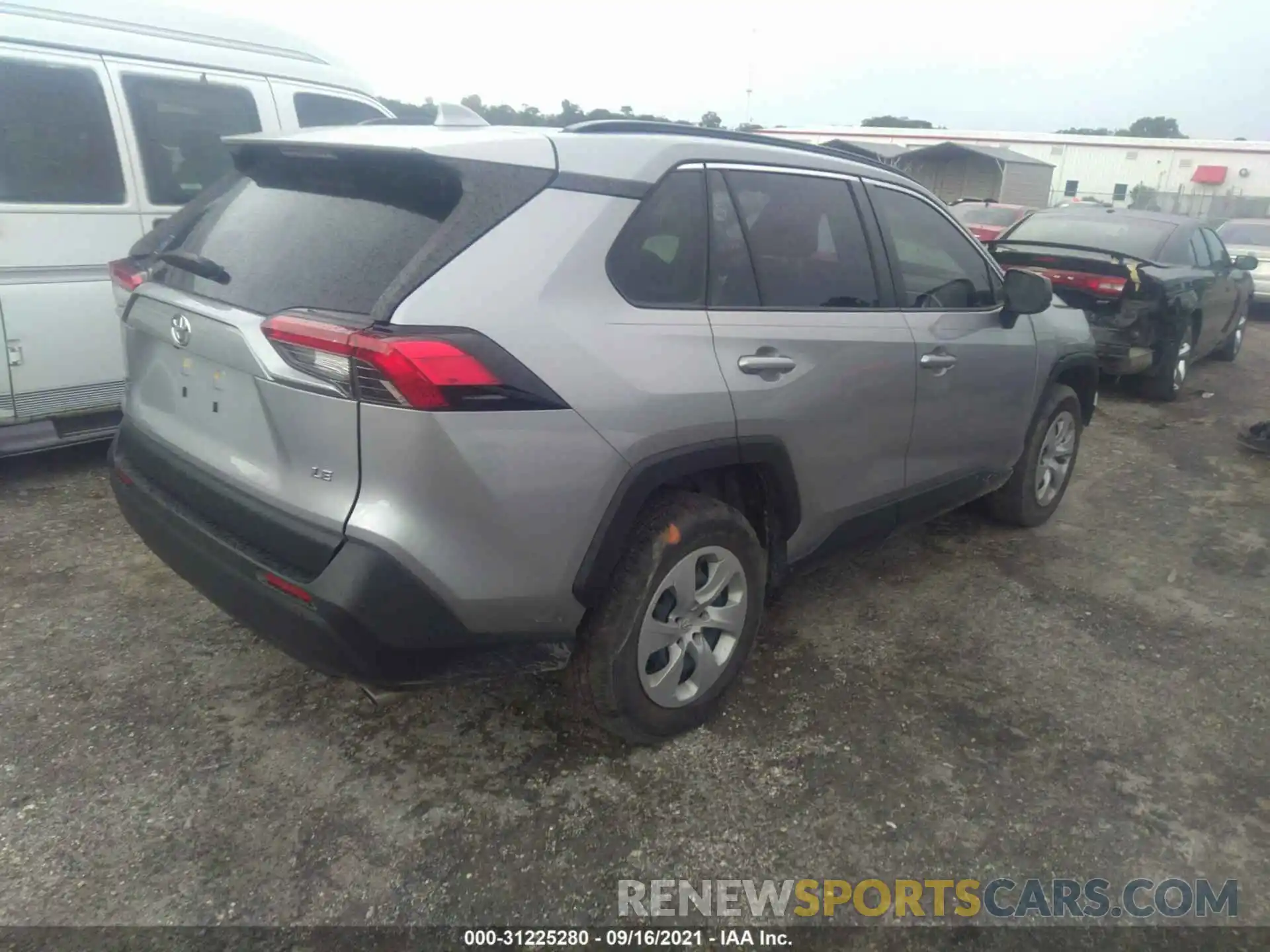 4 Photograph of a damaged car JTMH1RFV2KD003145 TOYOTA RAV4 2019