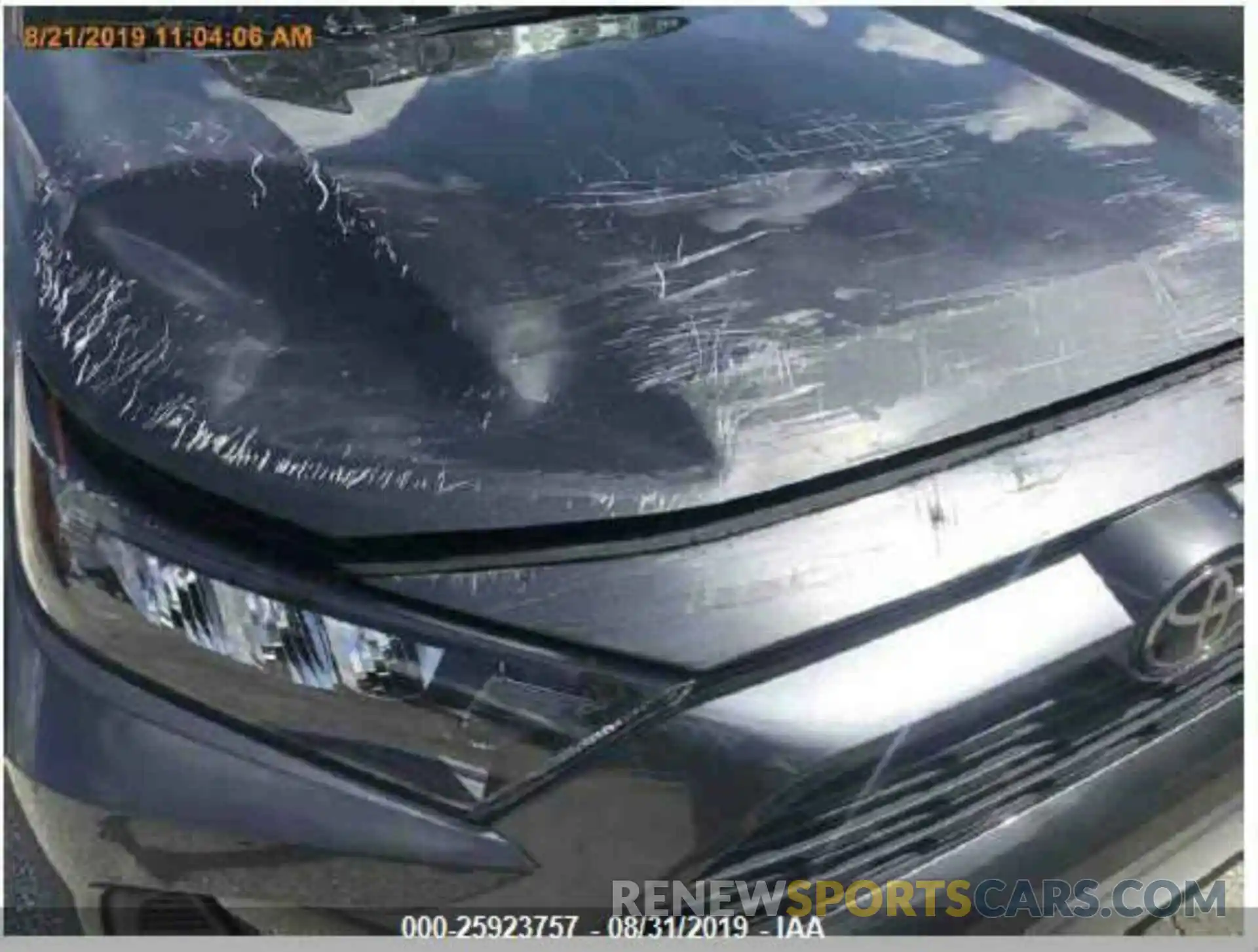 10 Photograph of a damaged car JTMH1RFV2KD012444 TOYOTA RAV4 2019