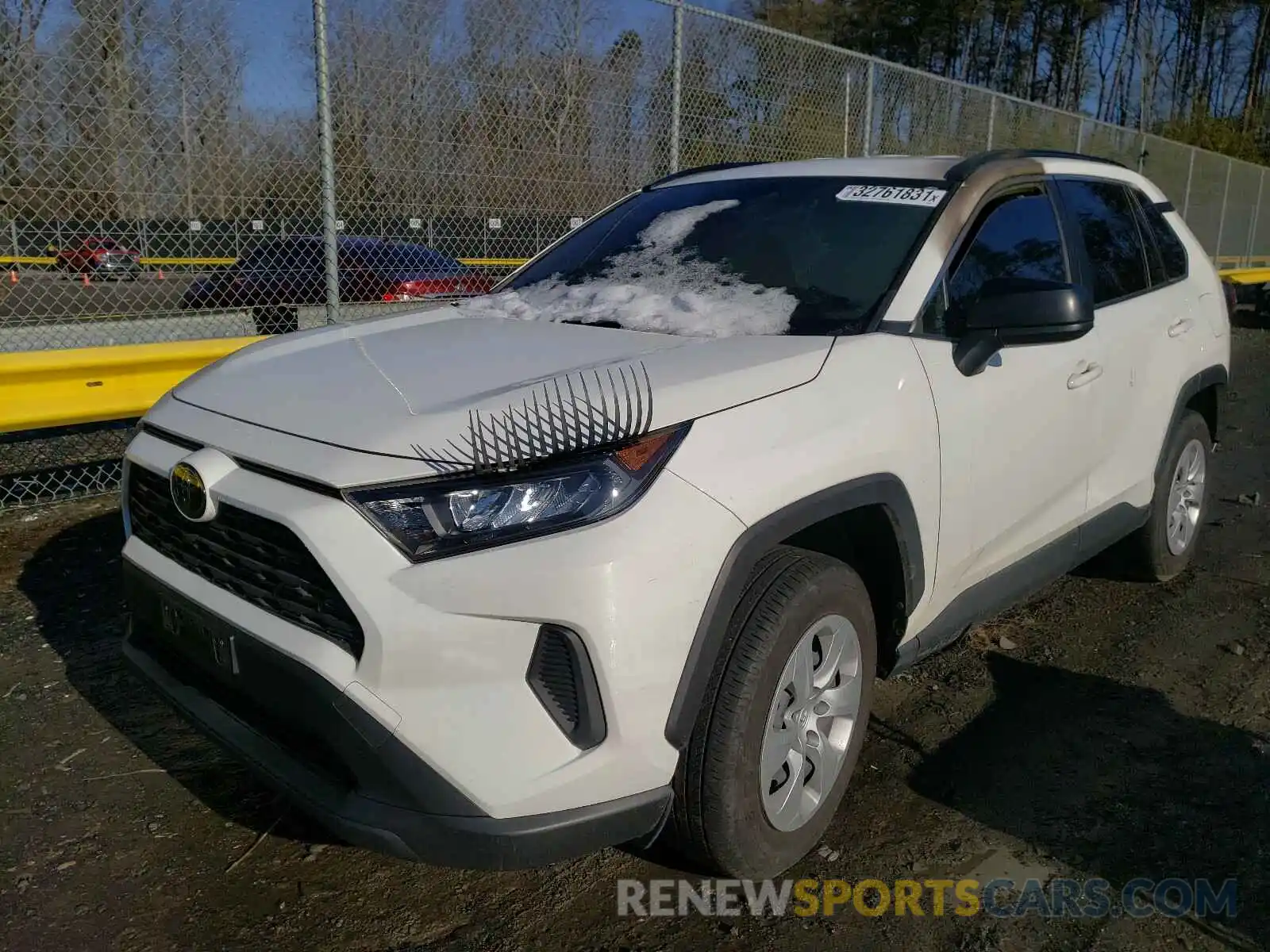 2 Фотография поврежденного автомобиля JTMH1RFV2KD013447 TOYOTA RAV4 2019