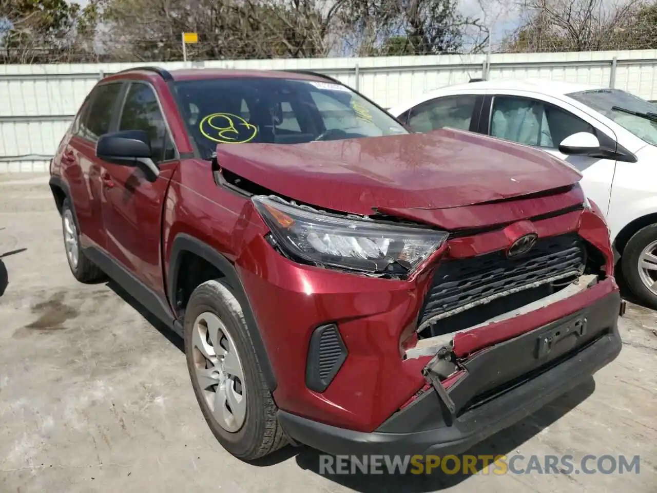 1 Photograph of a damaged car JTMH1RFV2KD016400 TOYOTA RAV4 2019