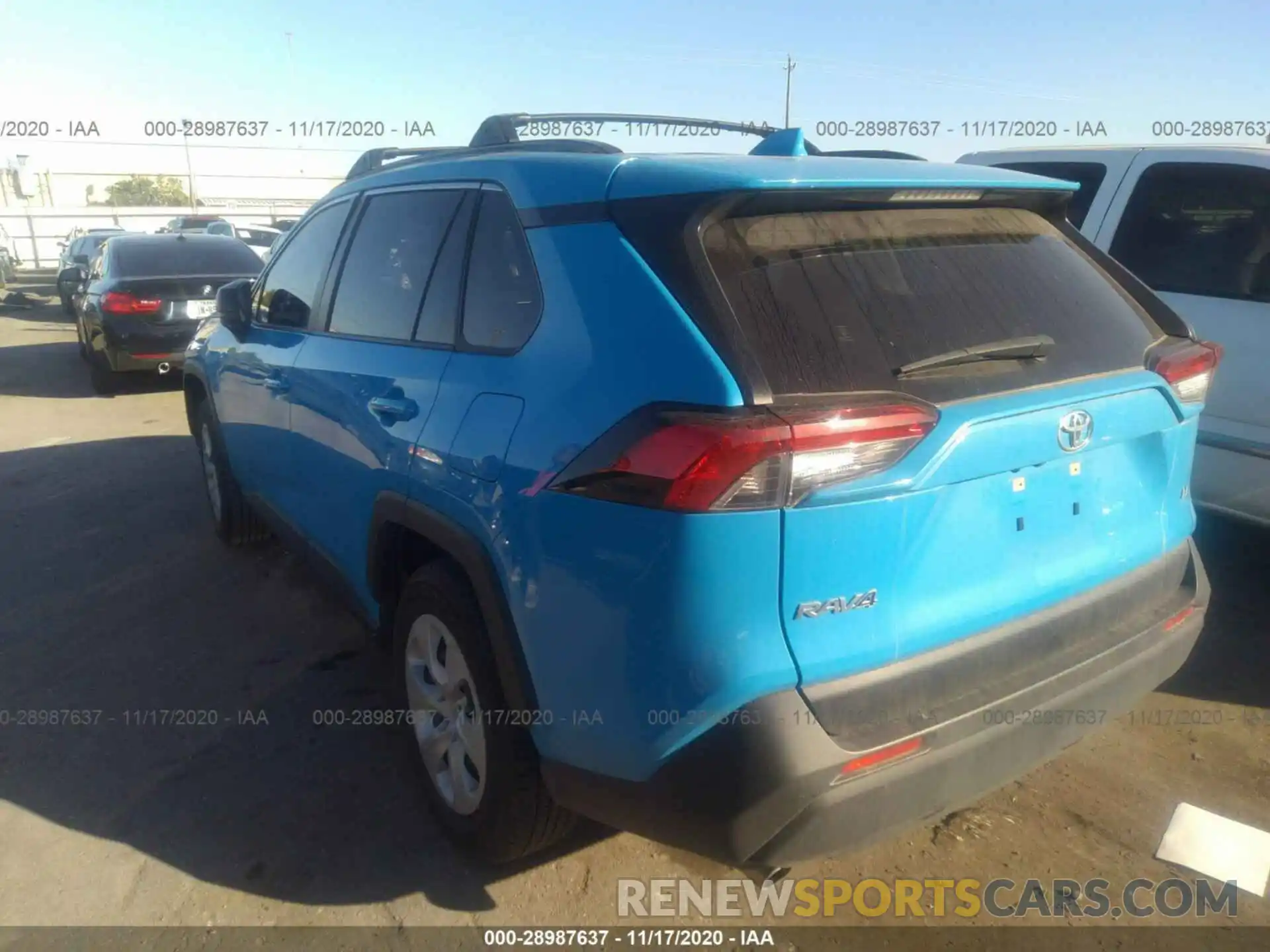 3 Фотография поврежденного автомобиля JTMH1RFV2KD023136 TOYOTA RAV4 2019