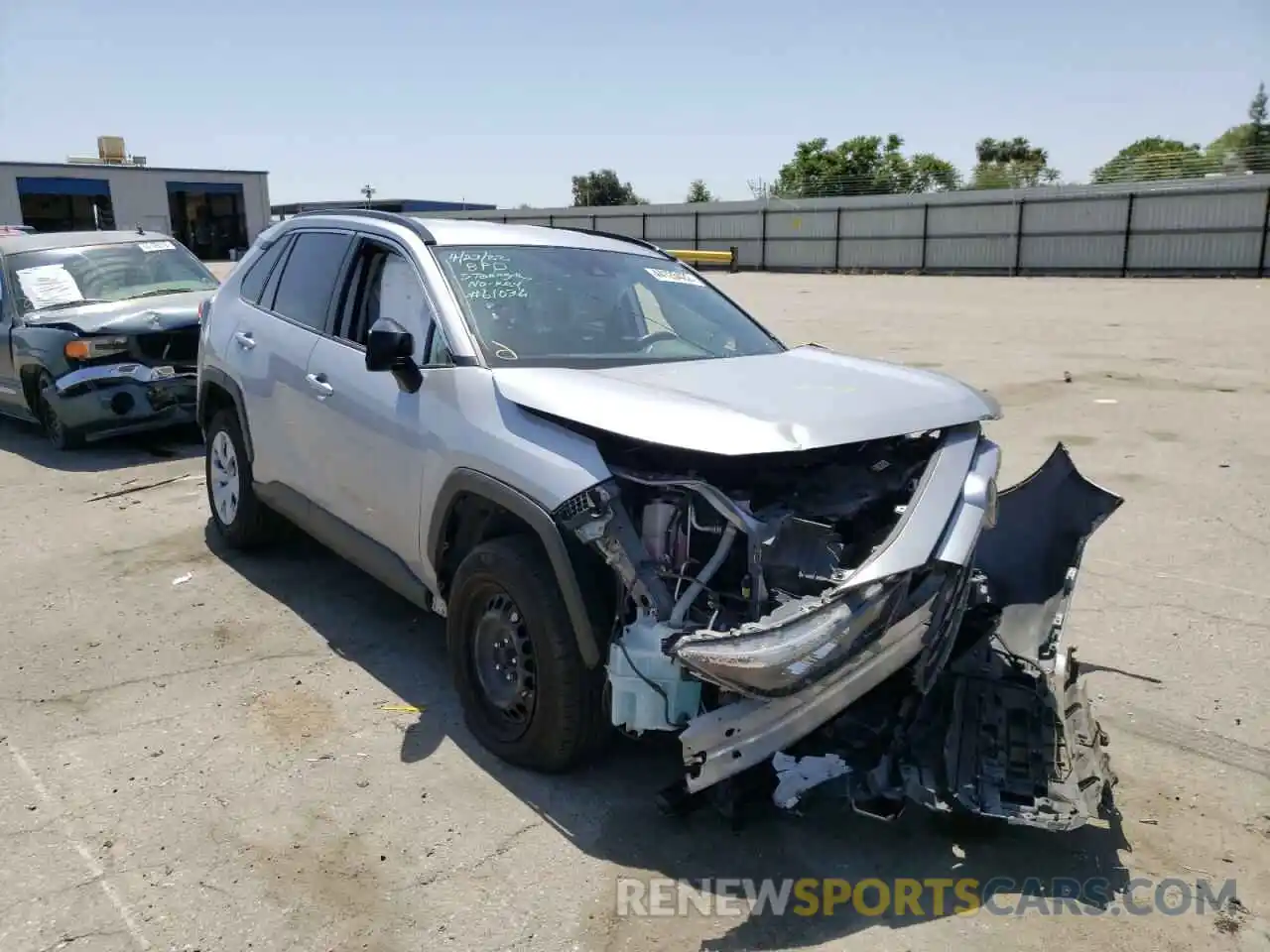 1 Photograph of a damaged car JTMH1RFV2KD039210 TOYOTA RAV4 2019