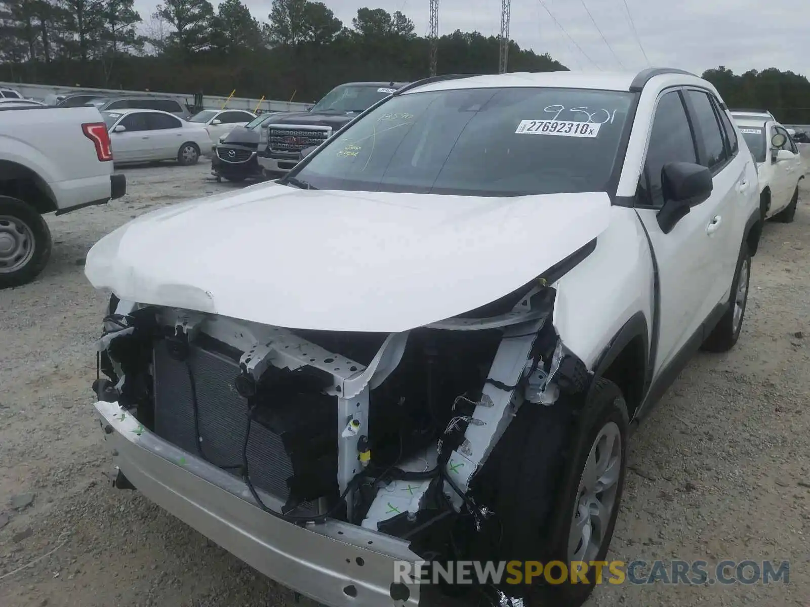 2 Photograph of a damaged car JTMH1RFV2KD039501 TOYOTA RAV4 2019