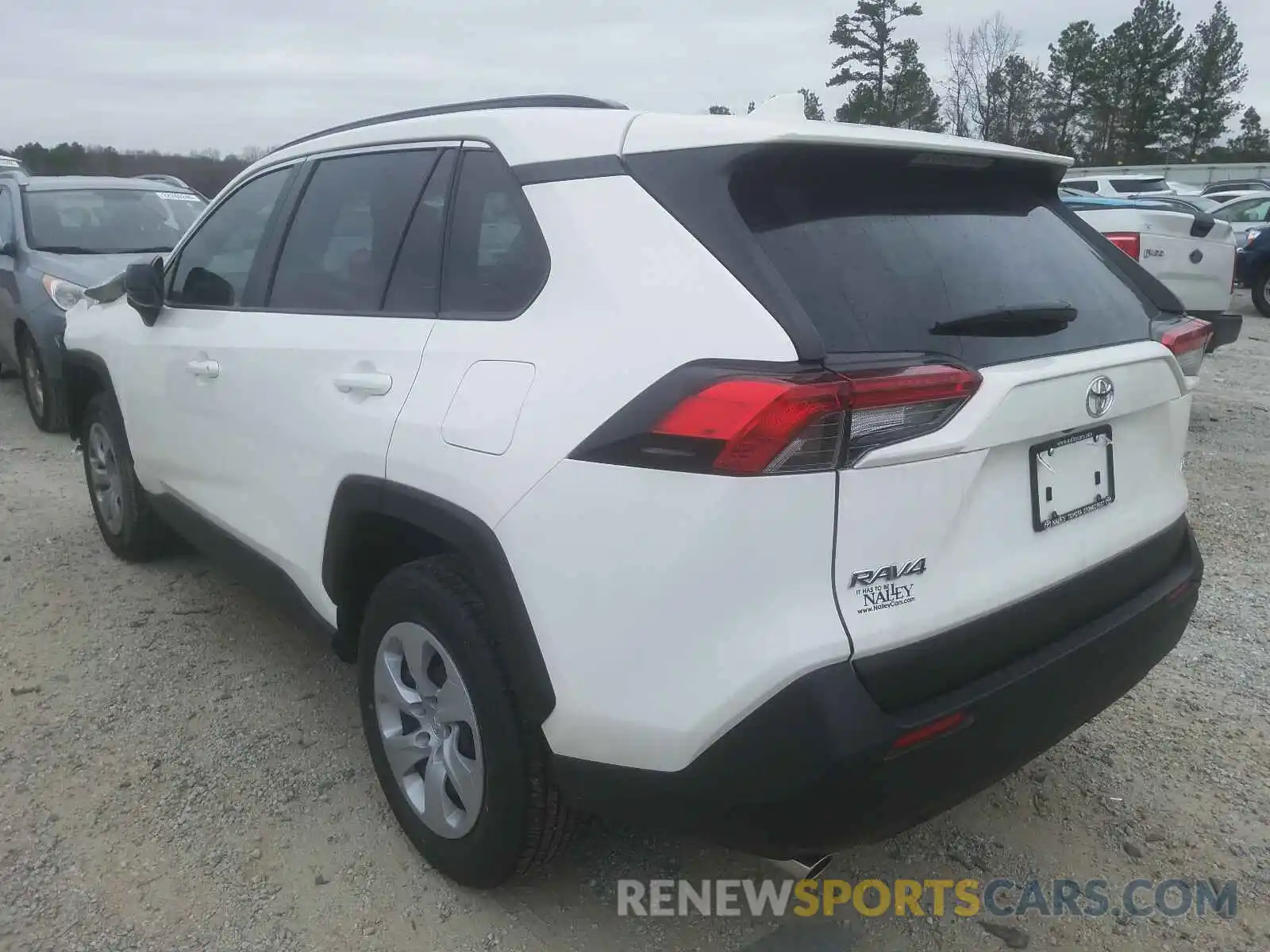 3 Photograph of a damaged car JTMH1RFV2KD039501 TOYOTA RAV4 2019