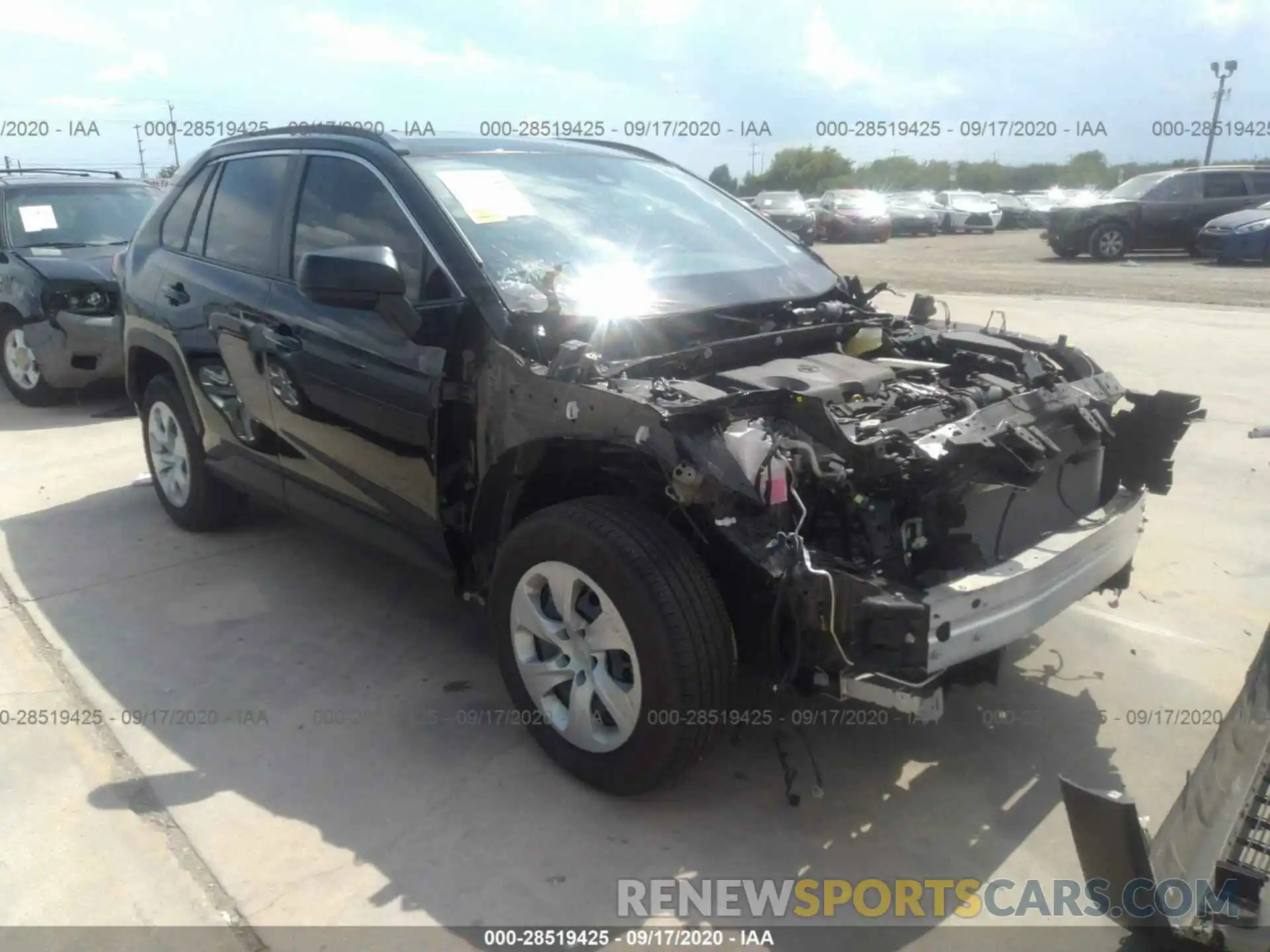 1 Photograph of a damaged car JTMH1RFV2KD516640 TOYOTA RAV4 2019